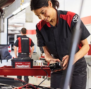 Service Center | Orem Toyota ES in Orem UT