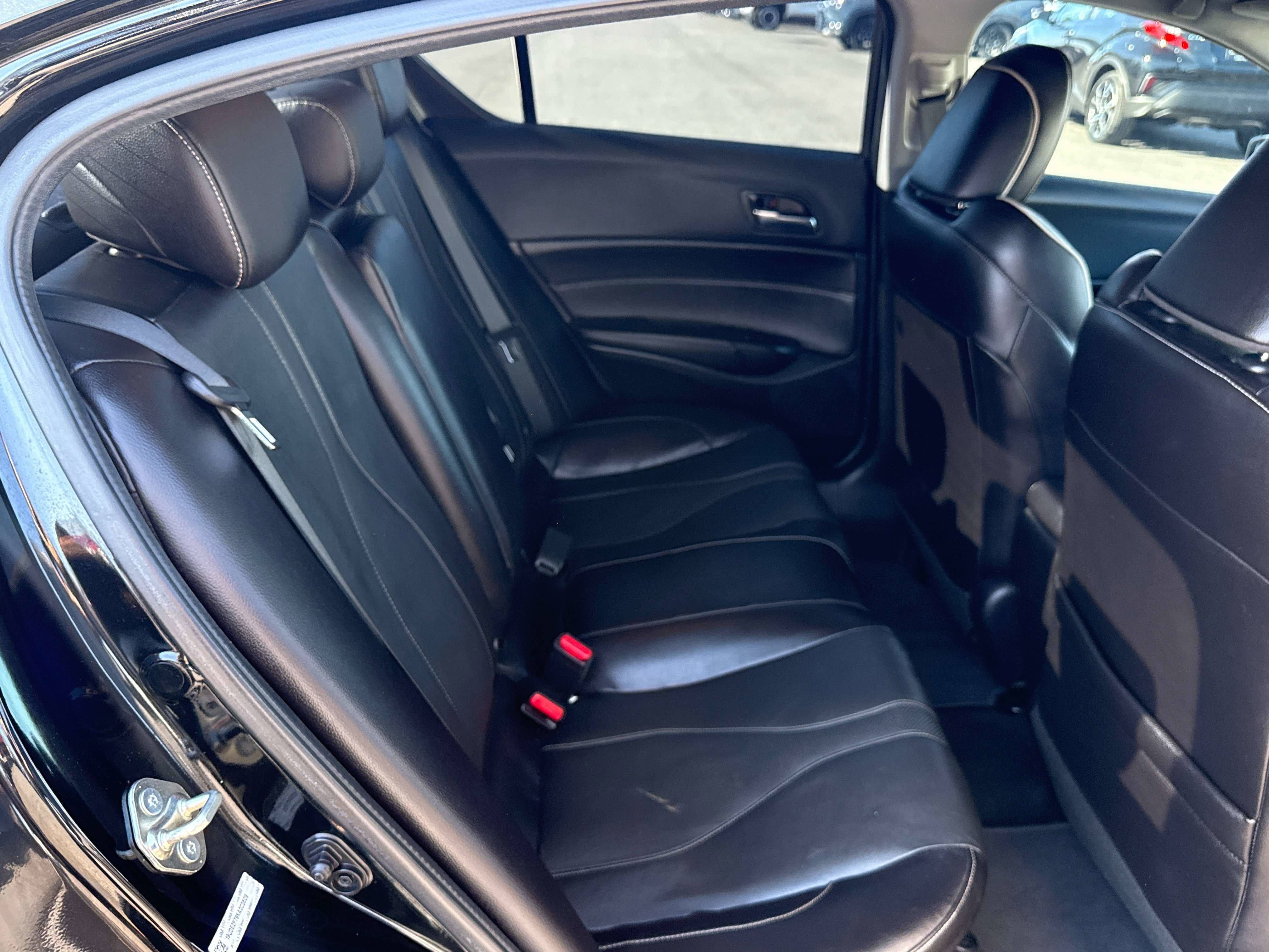 2019 Acura ILX w/Premium Pkg