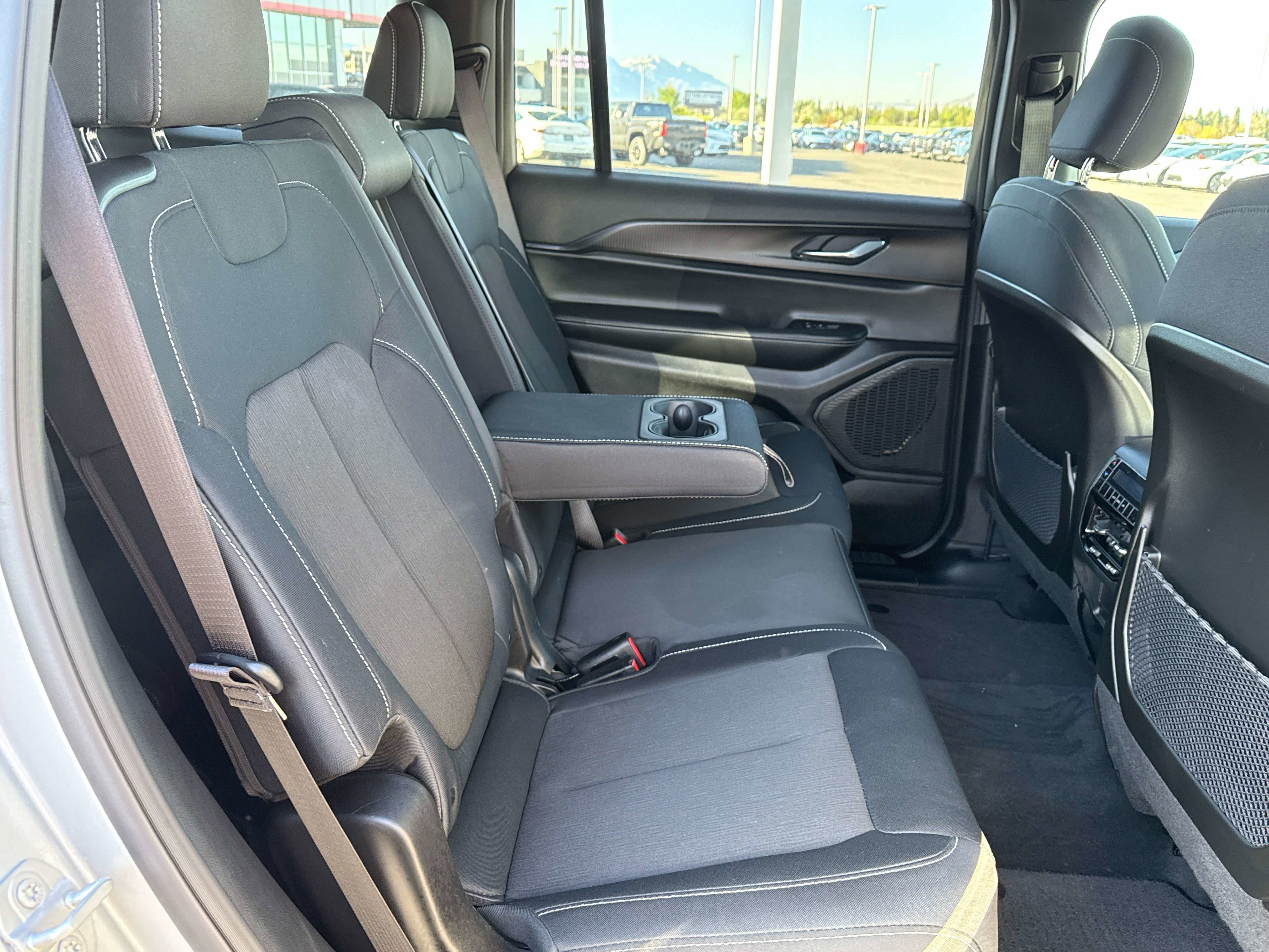 2025 Jeep Grand Cherokee L Laredo X