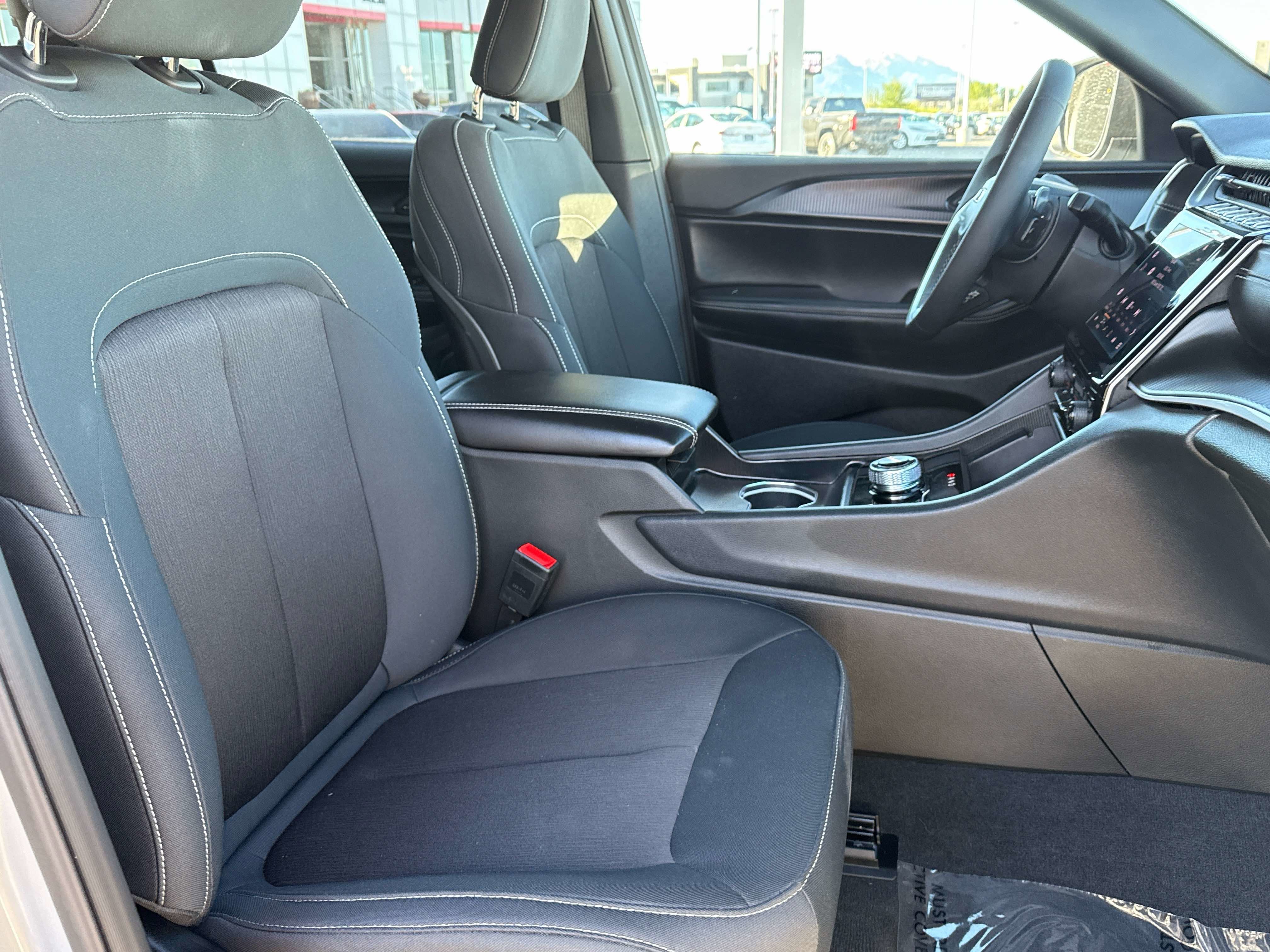 2025 Jeep Grand Cherokee L Laredo X