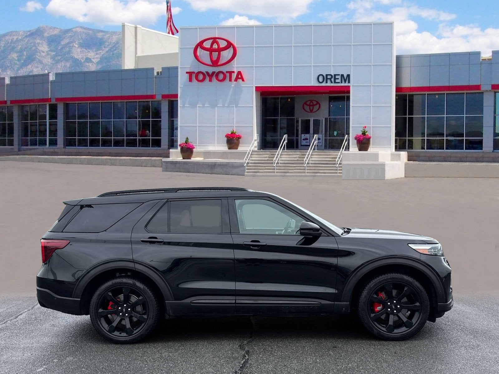 2021 Ford Explorer ST