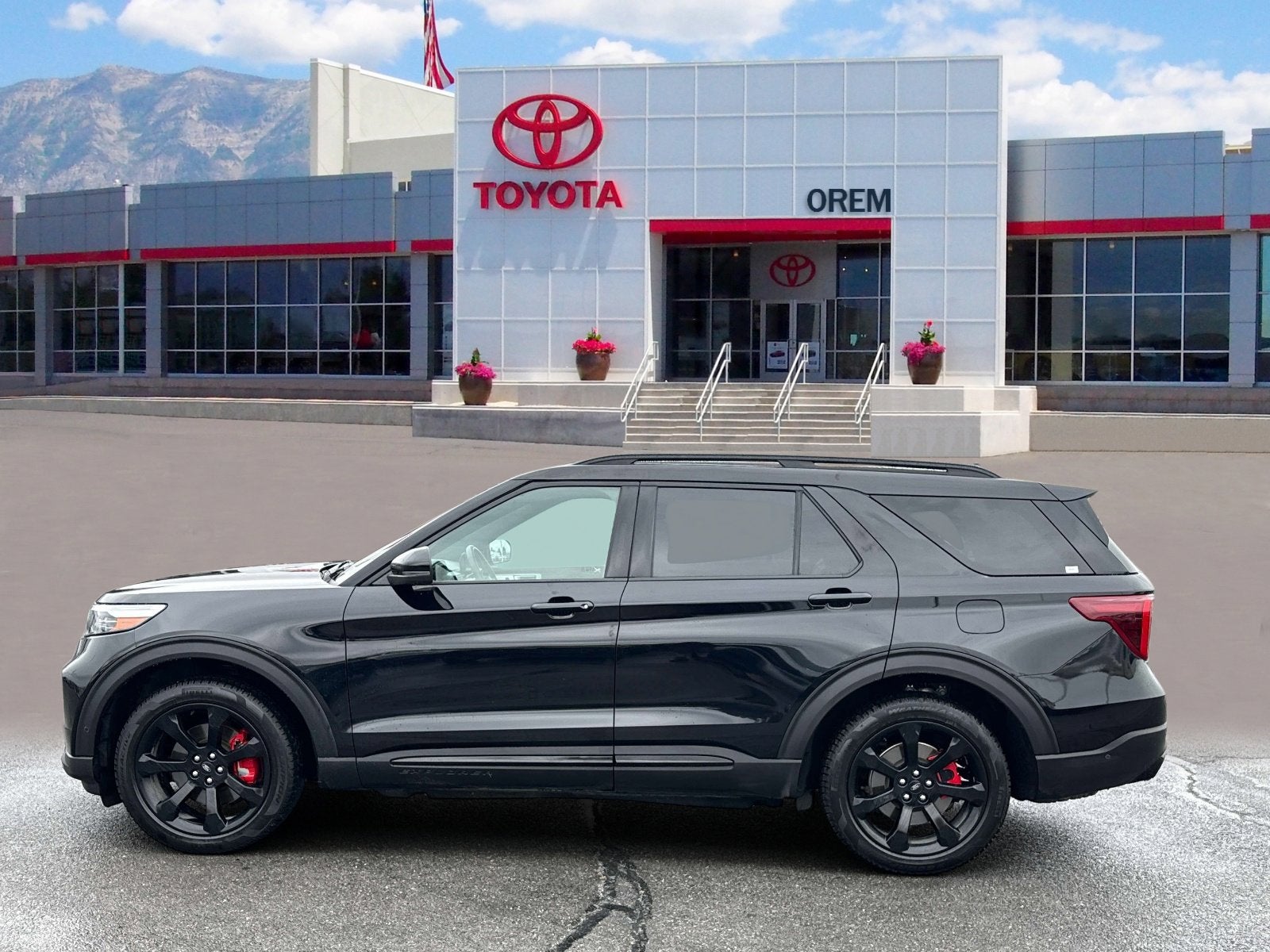 2021 Ford Explorer ST