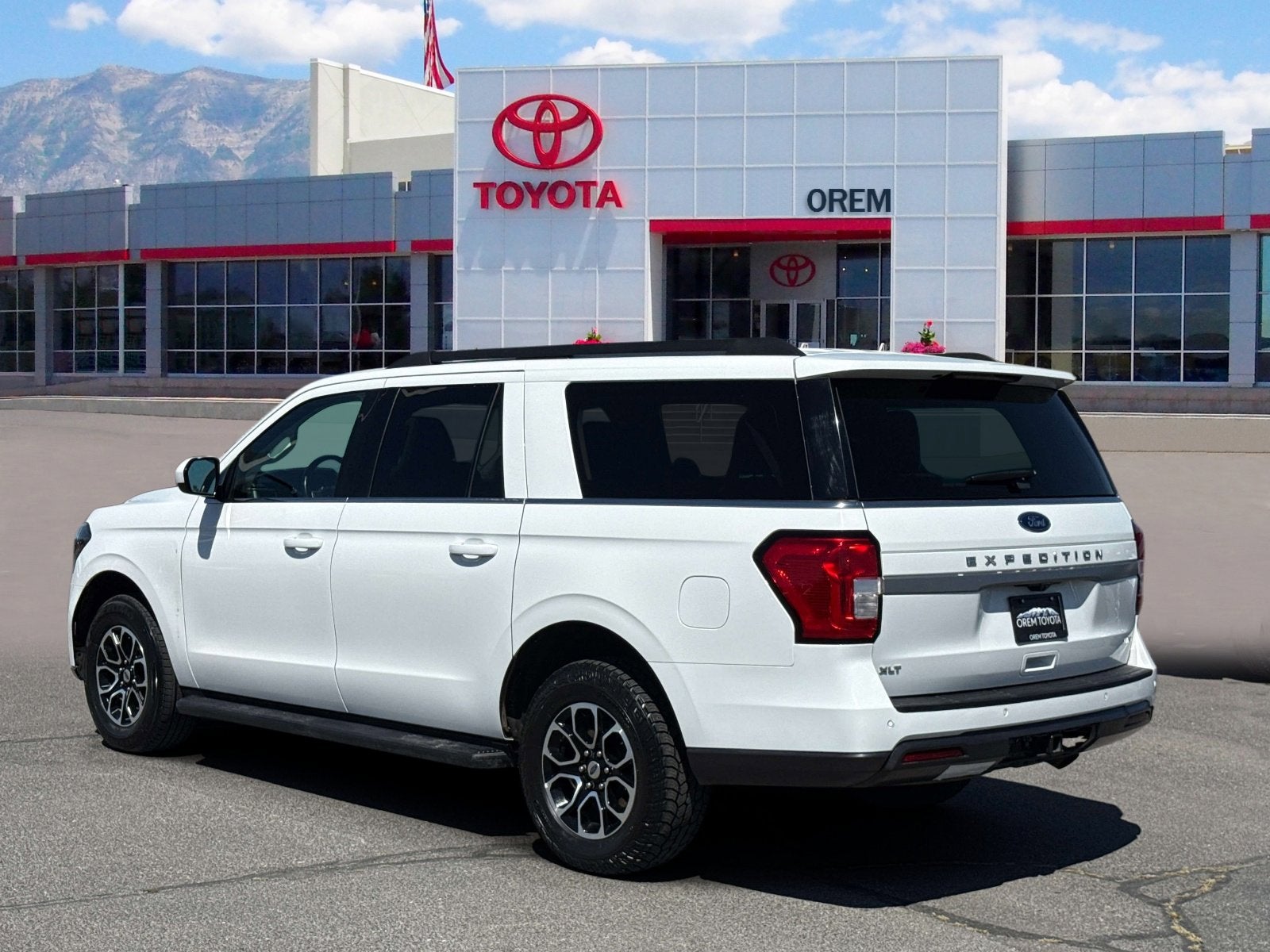 2024 Ford Expedition Max XLT