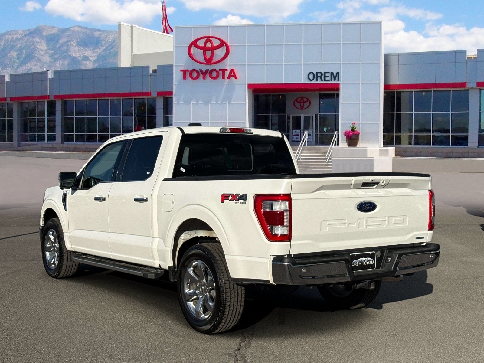 2023 Ford F-150 LARIAT