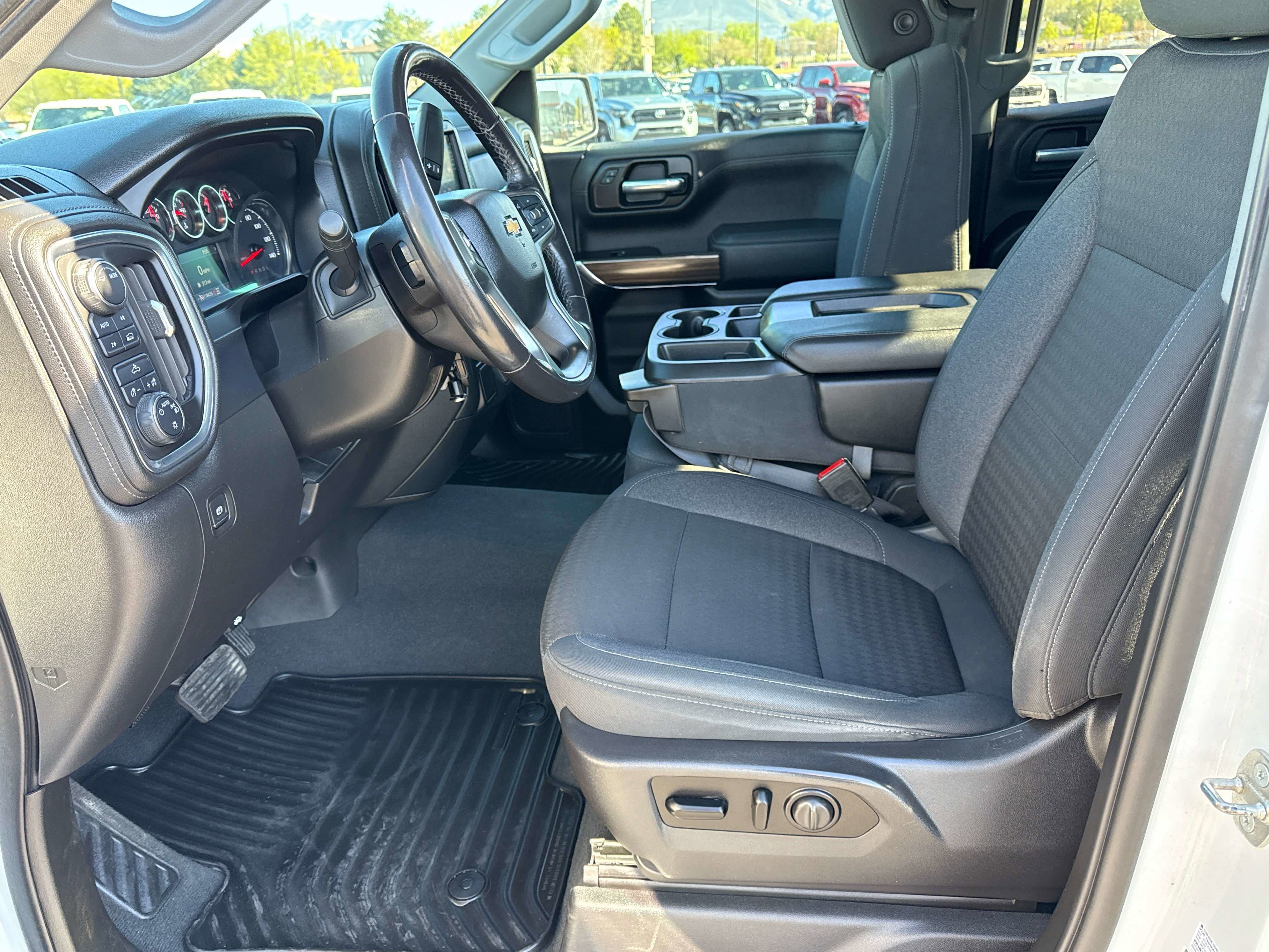 2021 Chevrolet Silverado LT