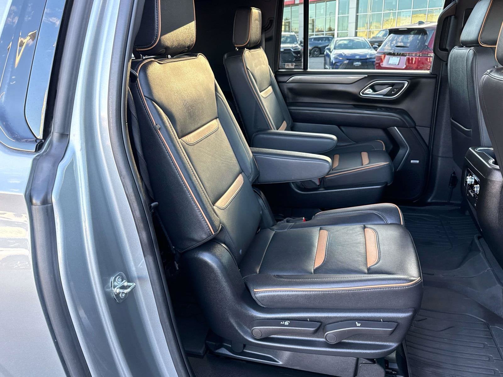 2024 GMC Yukon XL AT4