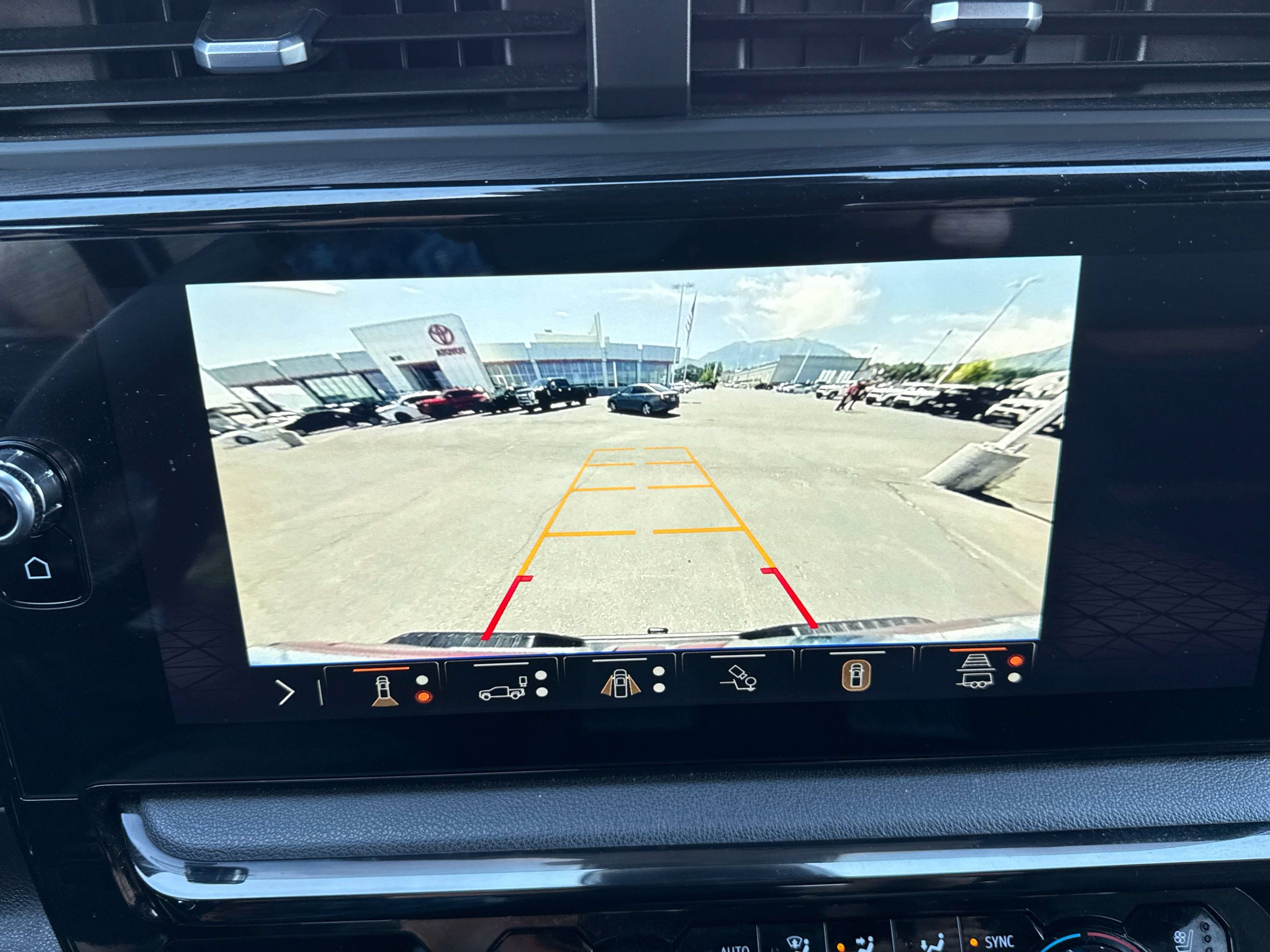 2024 GMC Sierra HD AT4