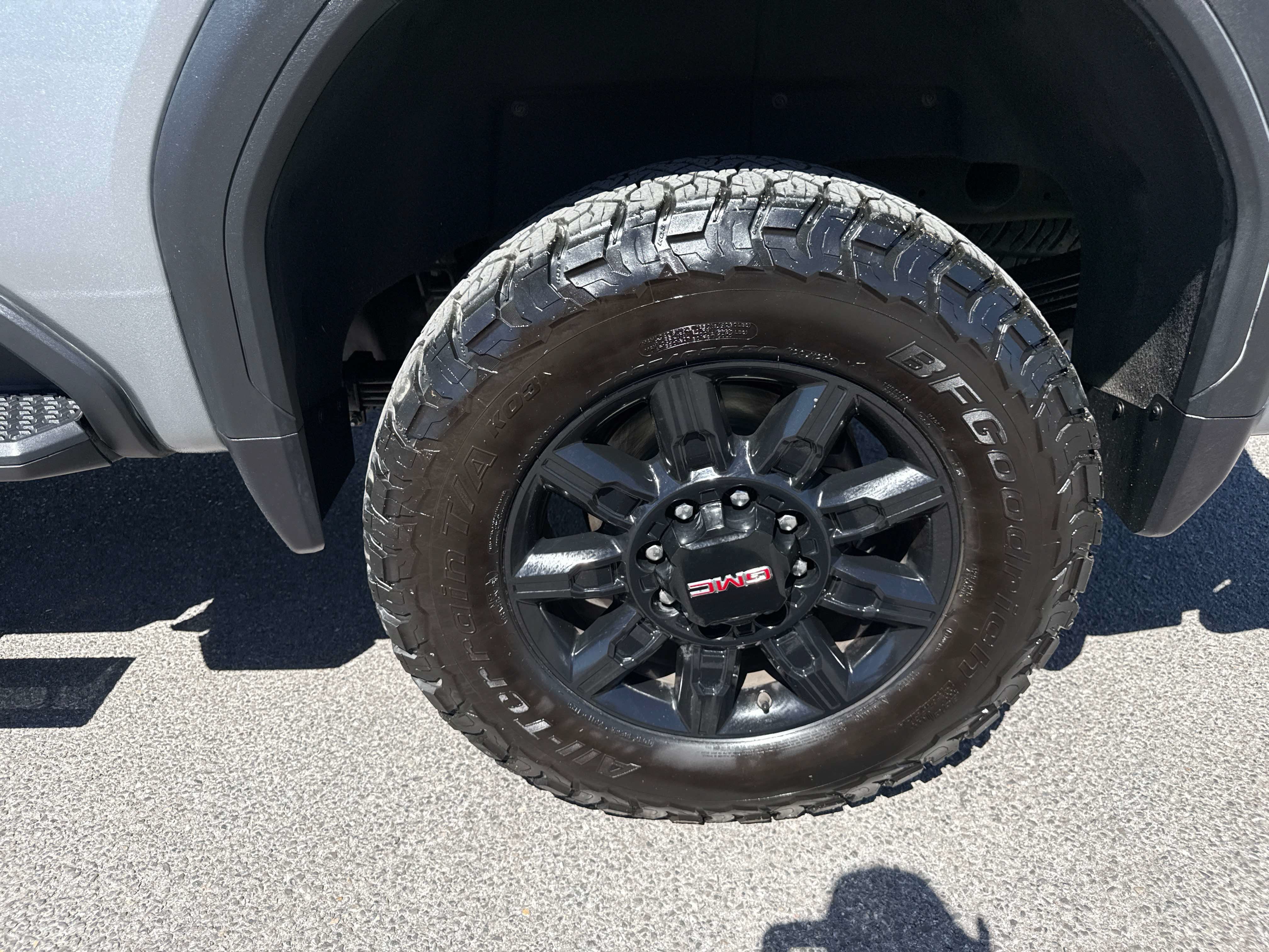 2024 GMC Sierra HD AT4