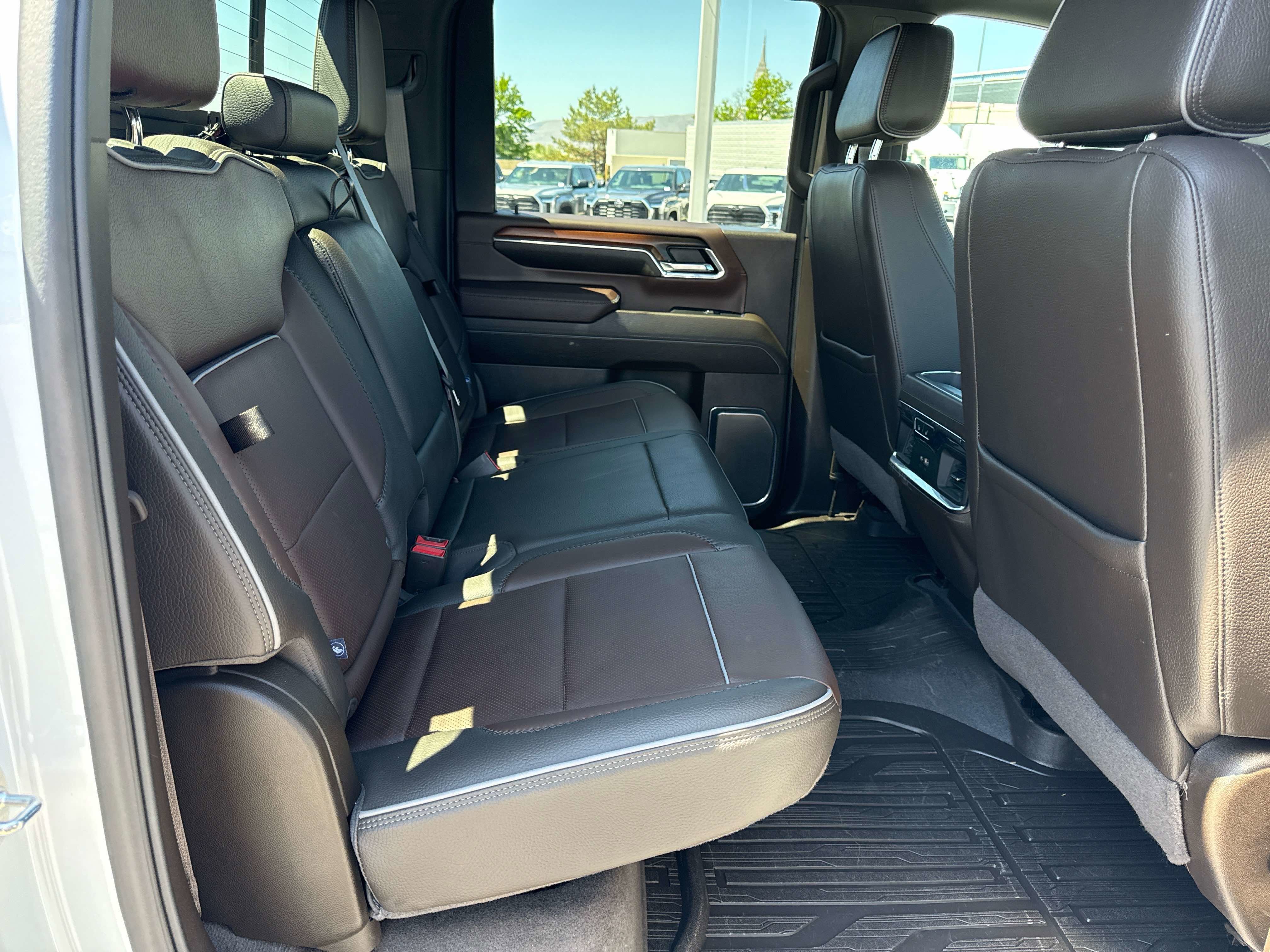 2024 GMC Sierra HD Denali