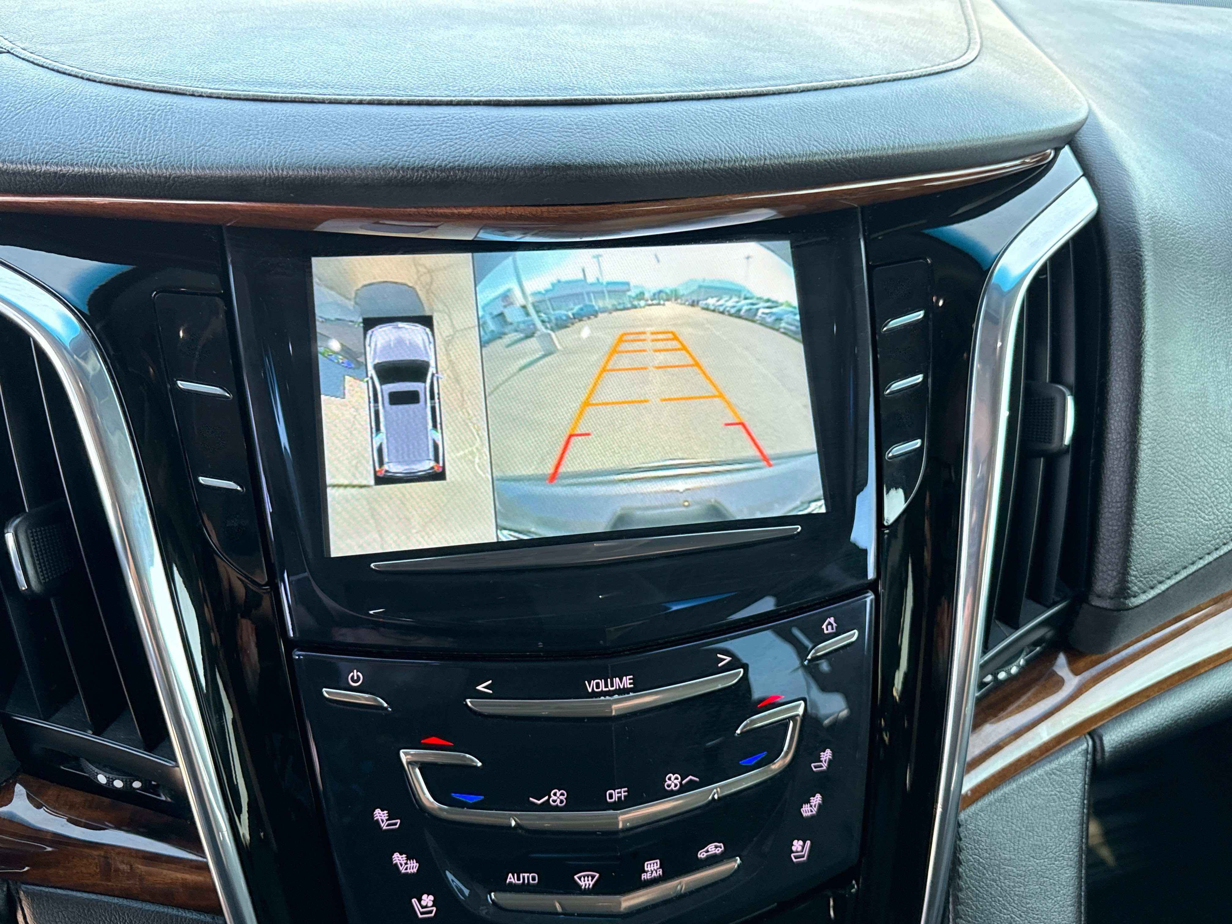 2015 Cadillac Escalade Luxury