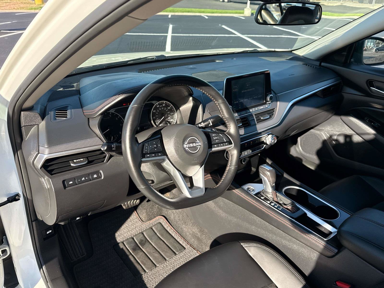 2025 Nissan Altima SR