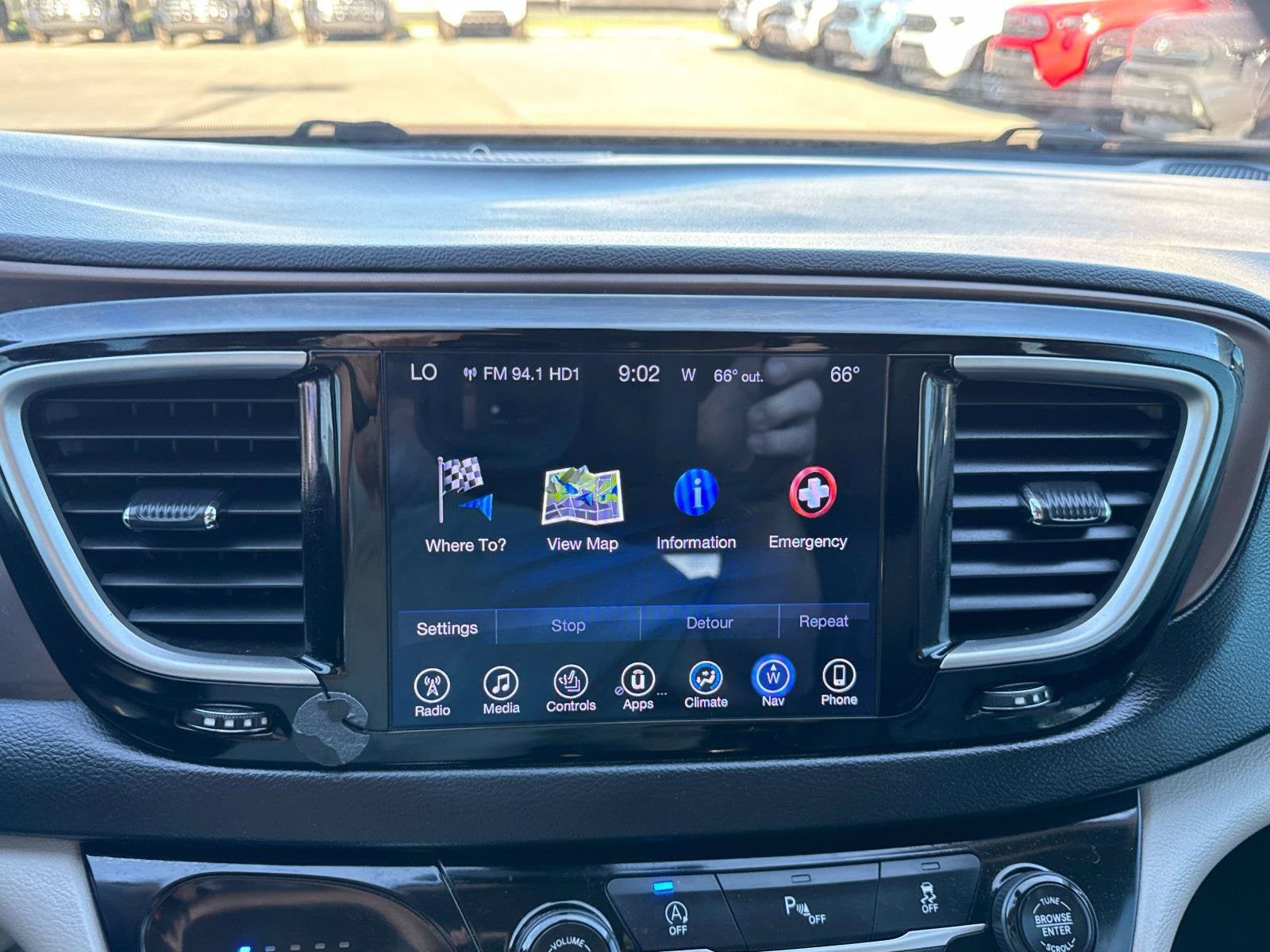 2017 Chrysler Pacifica Touring-L