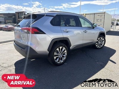 2021 Toyota RAV4 XLE Premium