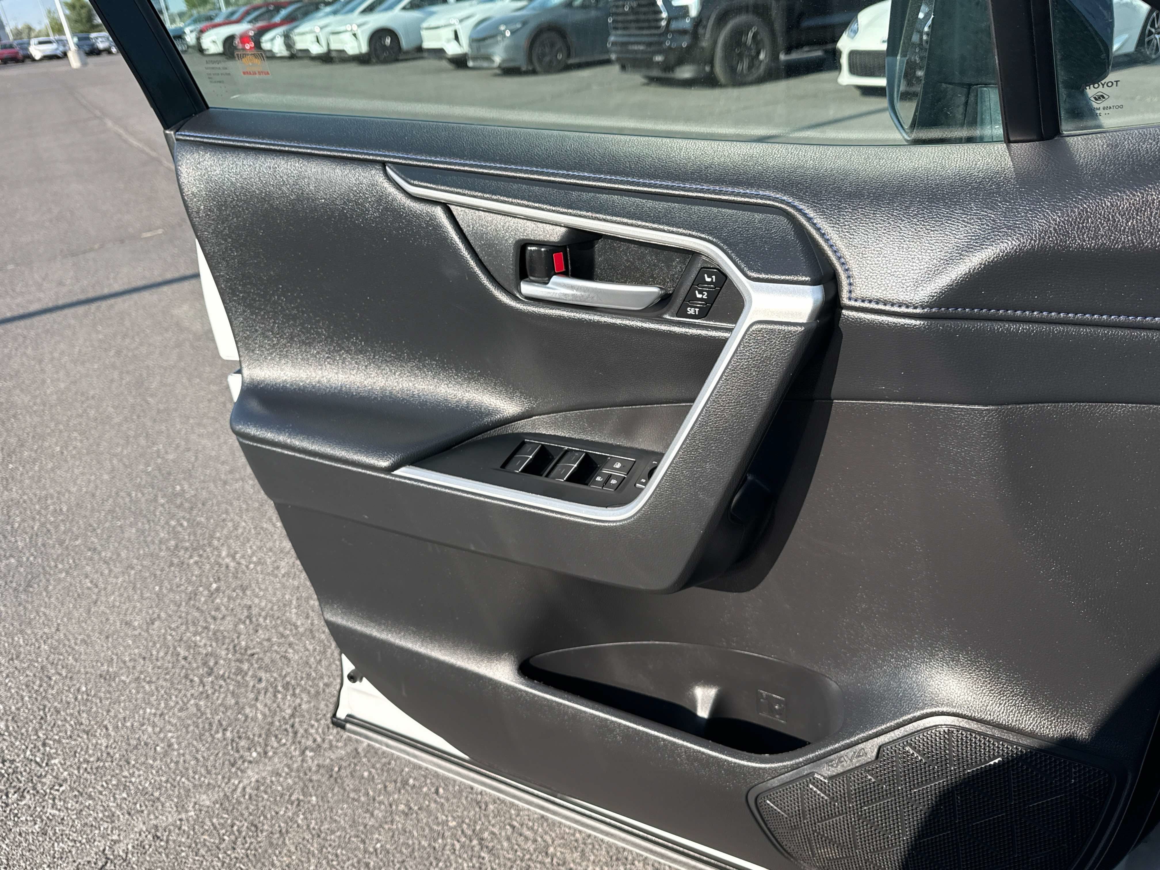 2023 Toyota RAV4 Hybrid Hybrid XSE