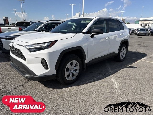 2025 Toyota RAV4 LE