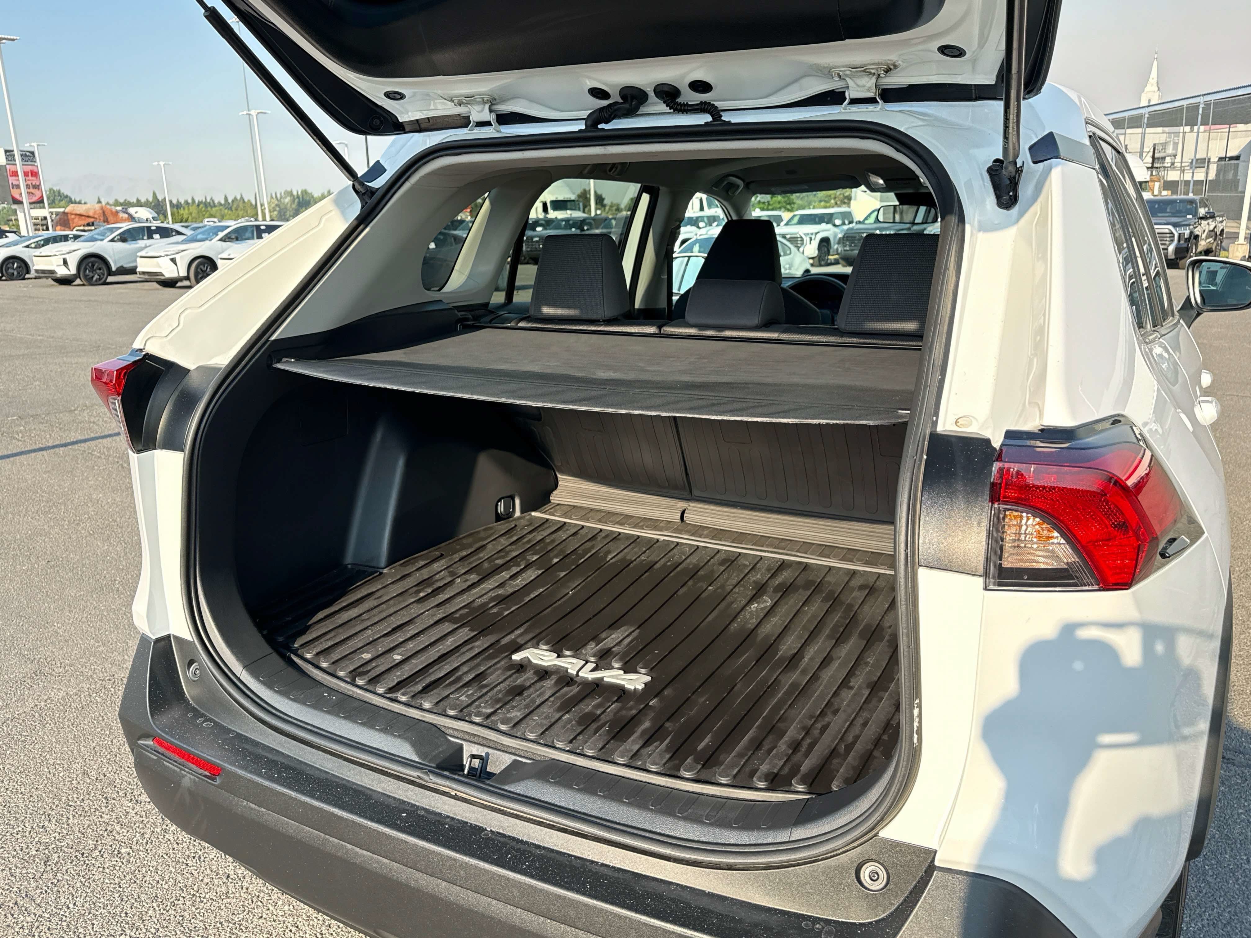 2024 Toyota RAV4 Hybrid Hybrid LE