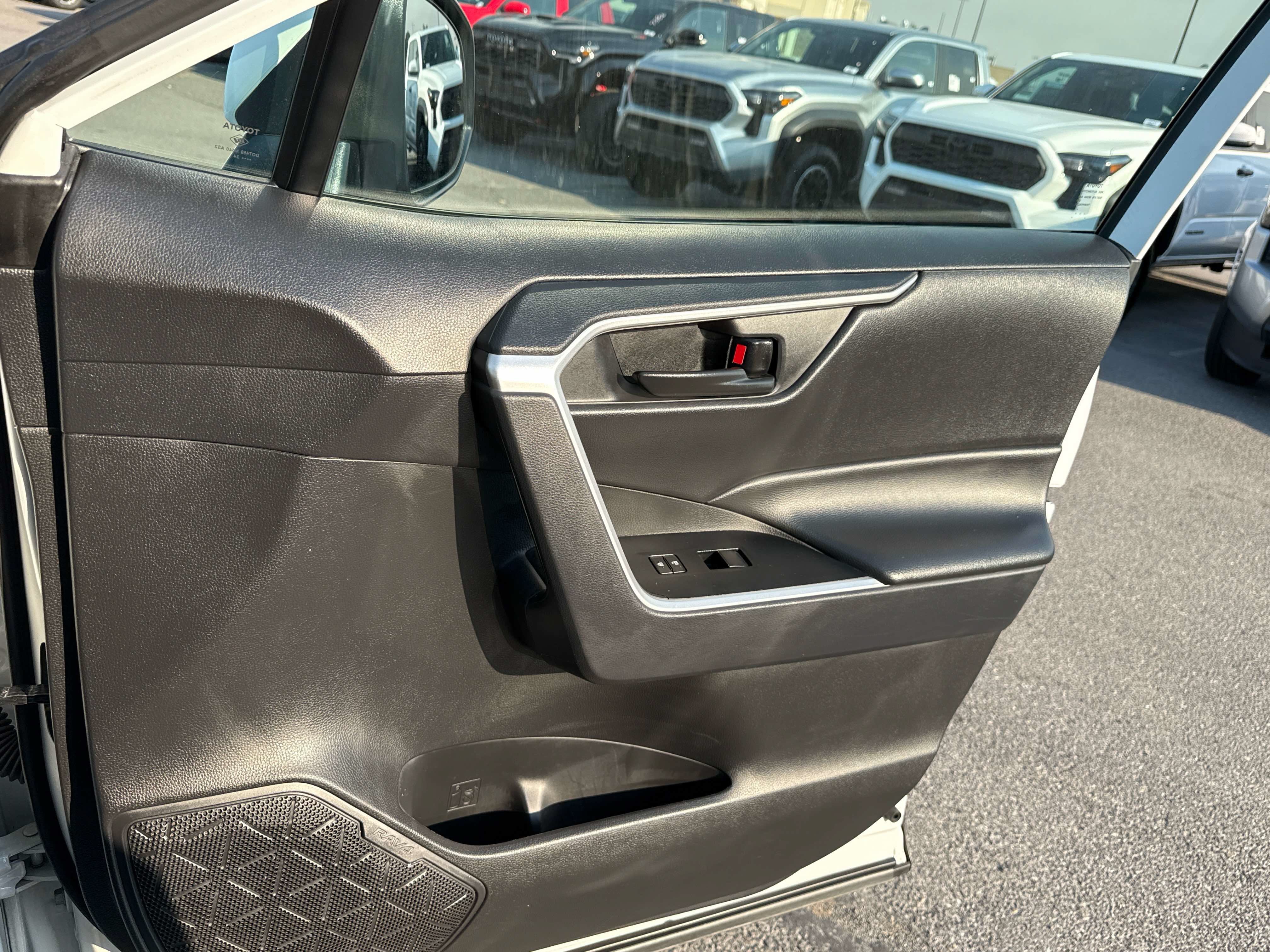 2024 Toyota RAV4 Hybrid Hybrid LE