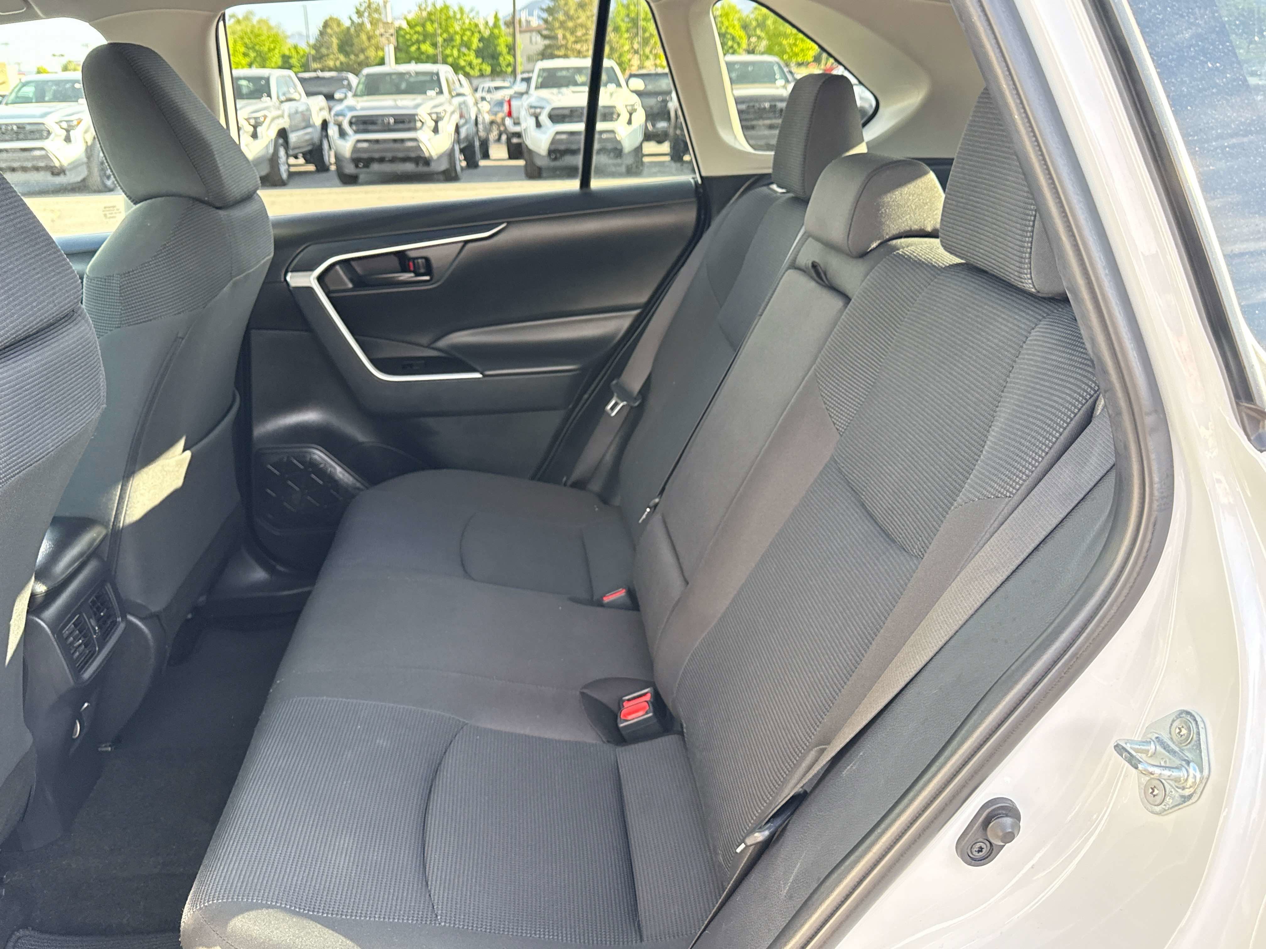 2024 Toyota RAV4 HYBRID Hybrid LE
