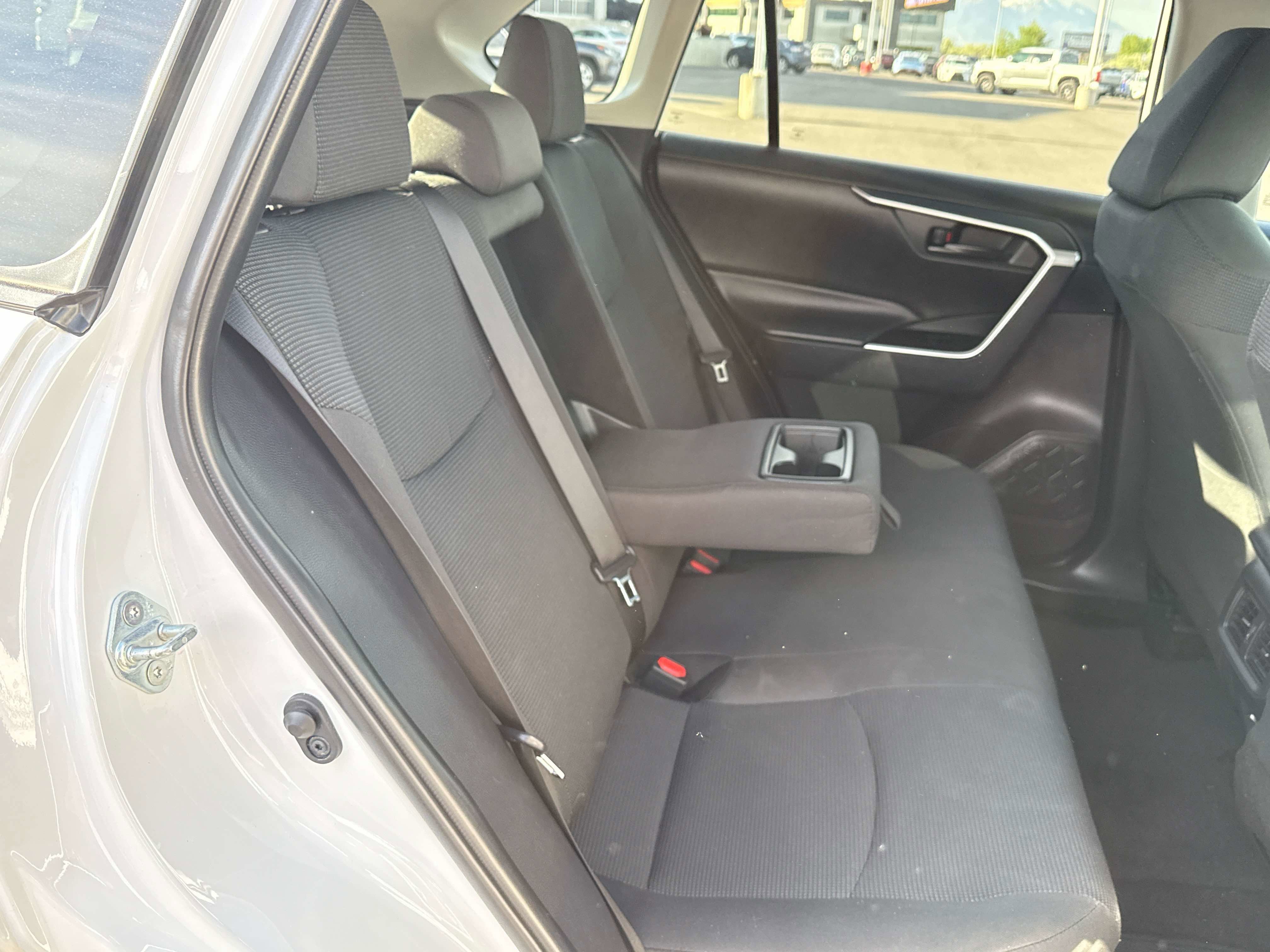 2024 Toyota RAV4 HYBRID Hybrid LE
