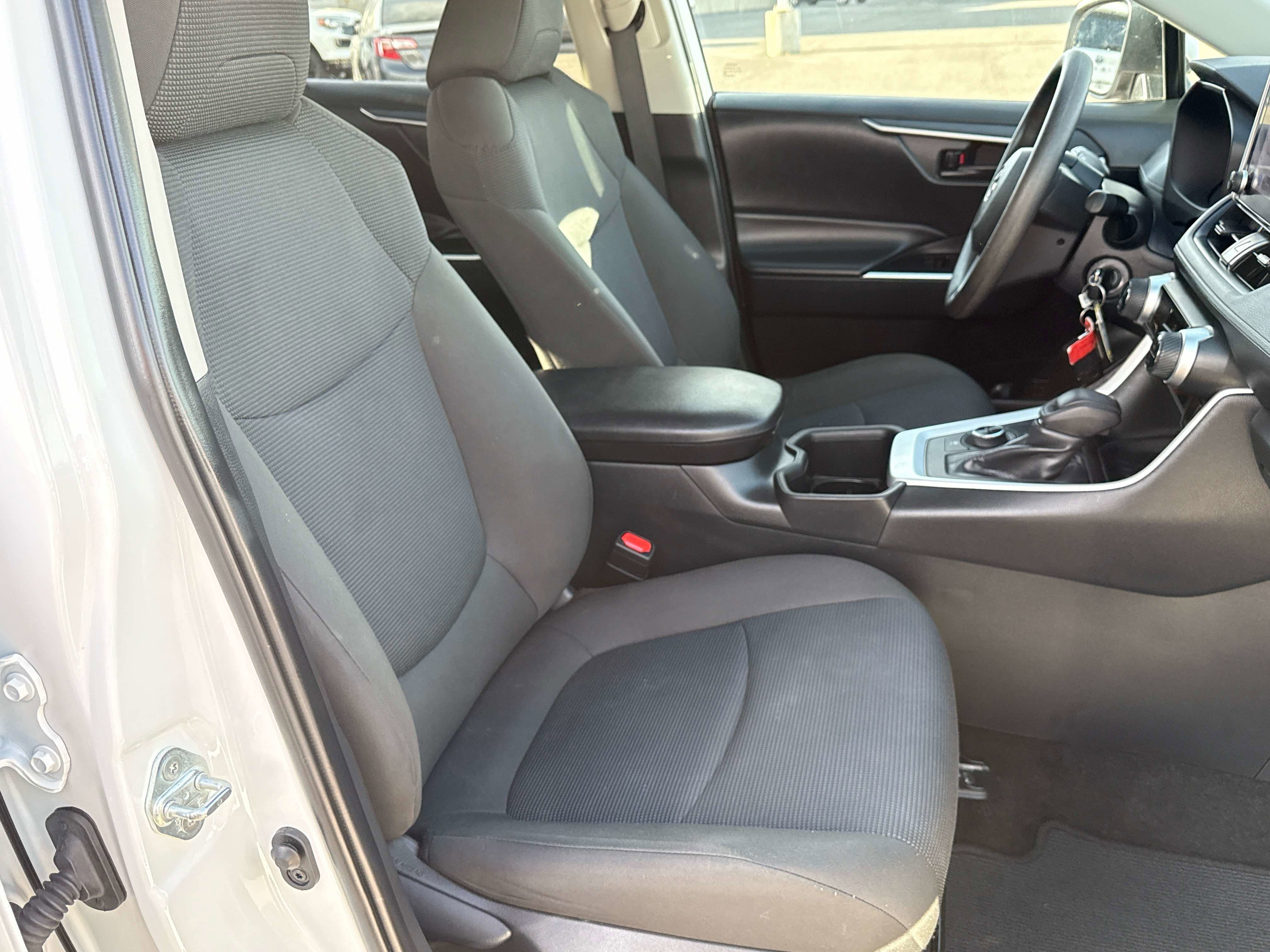 2024 Toyota RAV4 HYBRID Hybrid LE