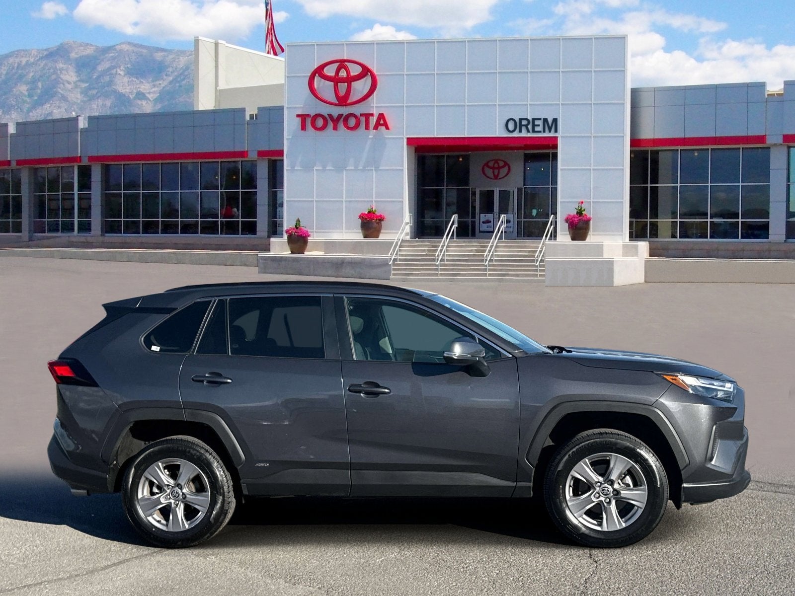 2025 Toyota RAV4 HYBRID Hybrid LE
