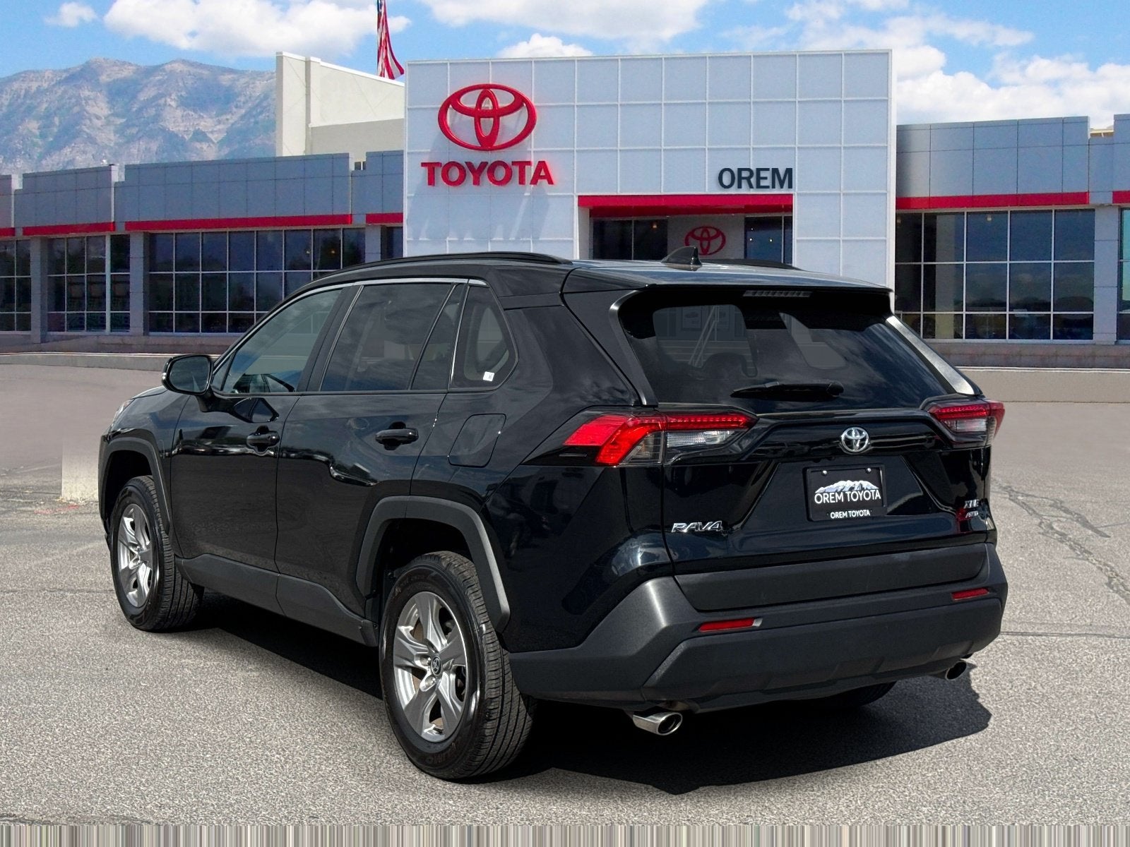 2024 Toyota RAV4 XLE