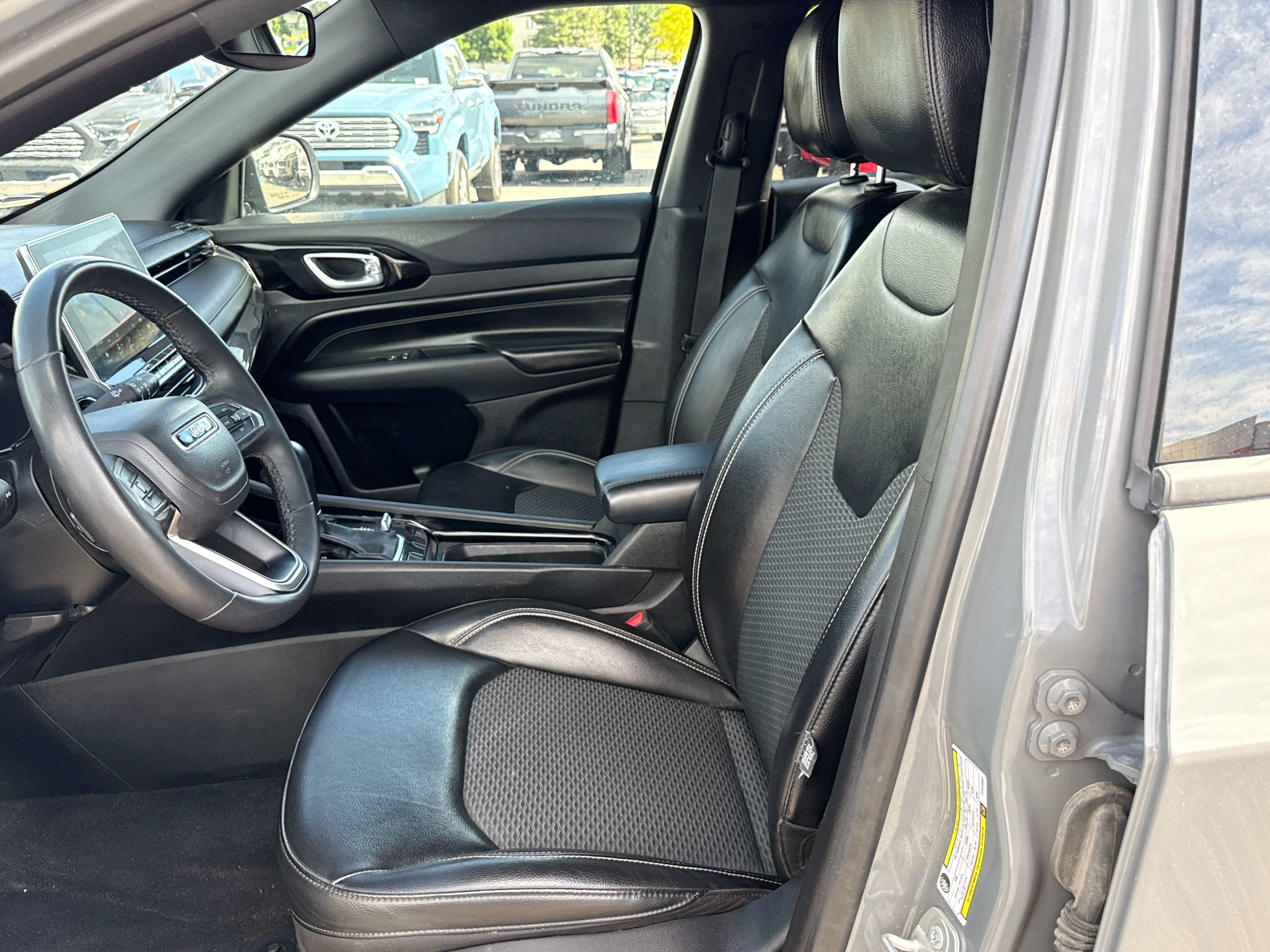 2023 Jeep Compass Altitude
