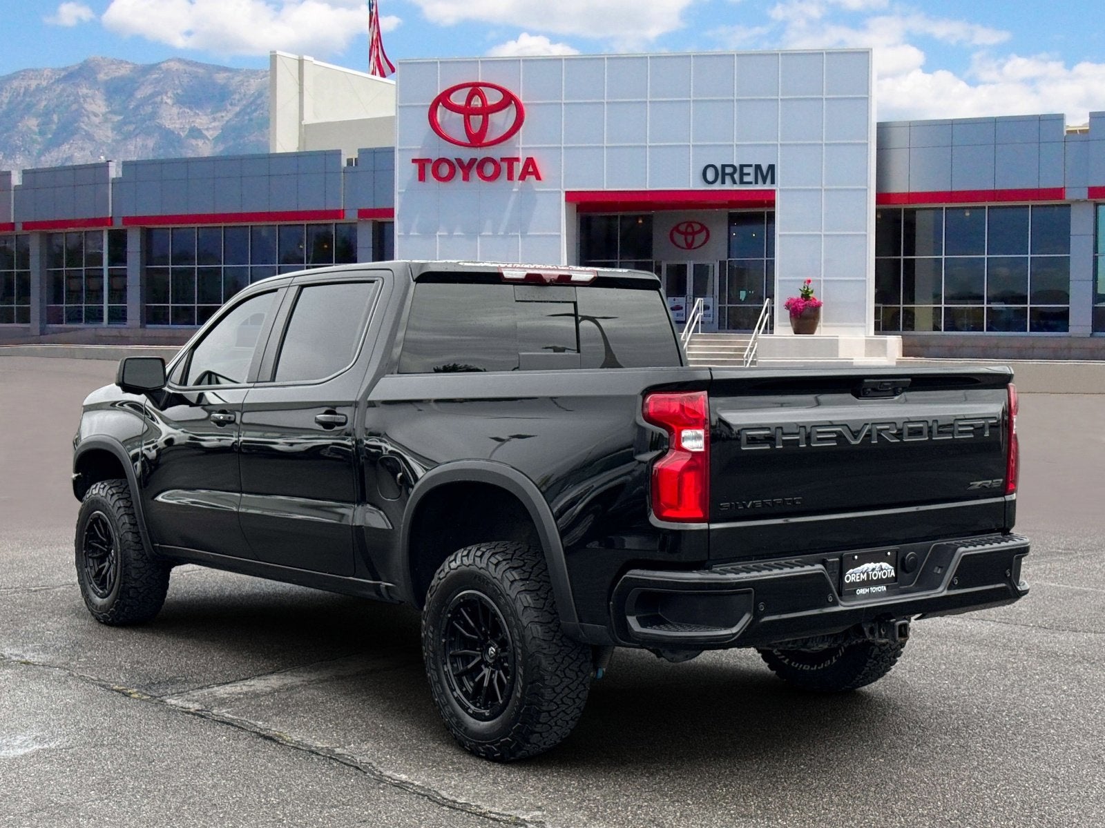 2024 Chevrolet Silverado ZR2