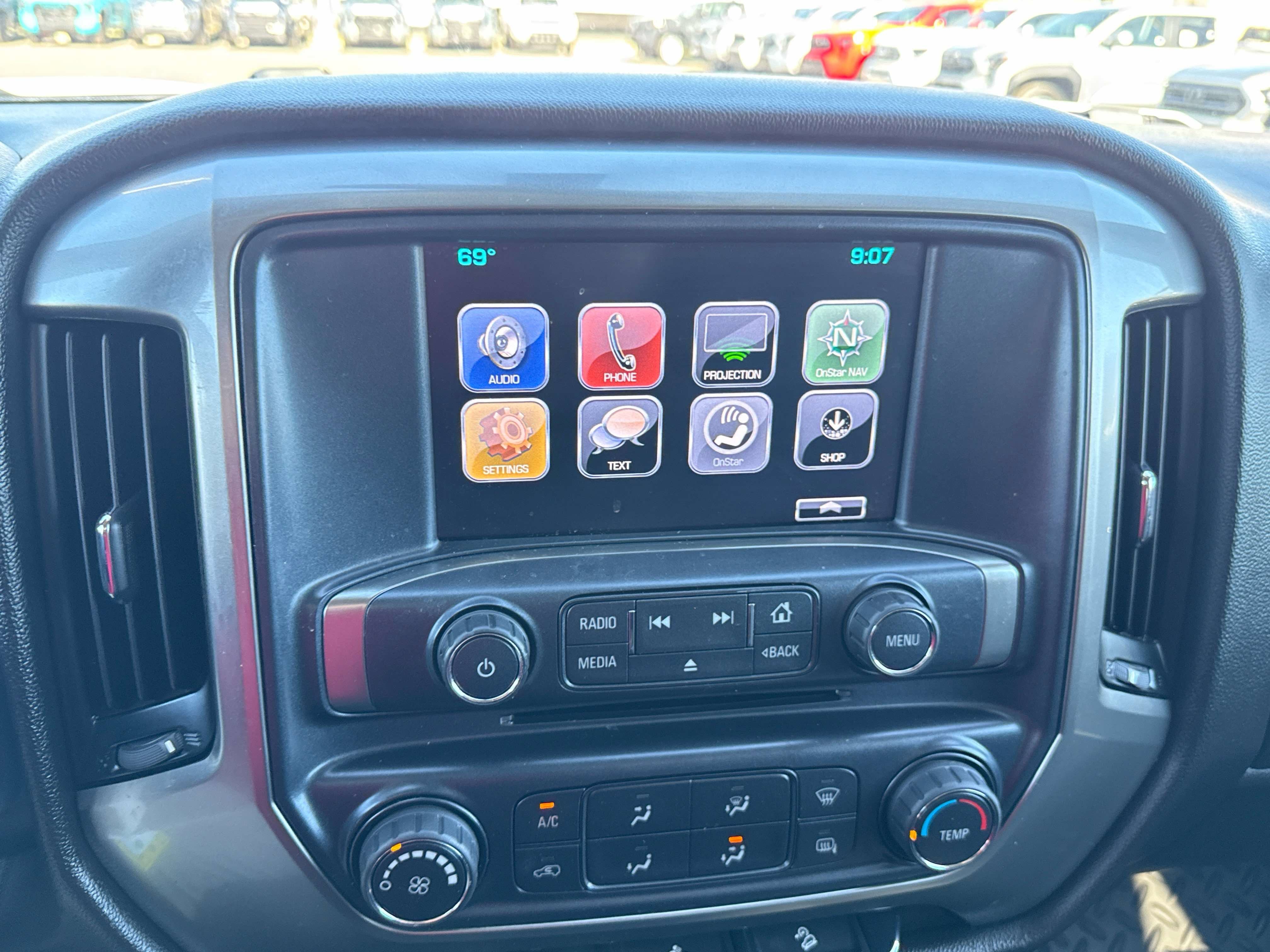 2018 Chevrolet Silverado LT