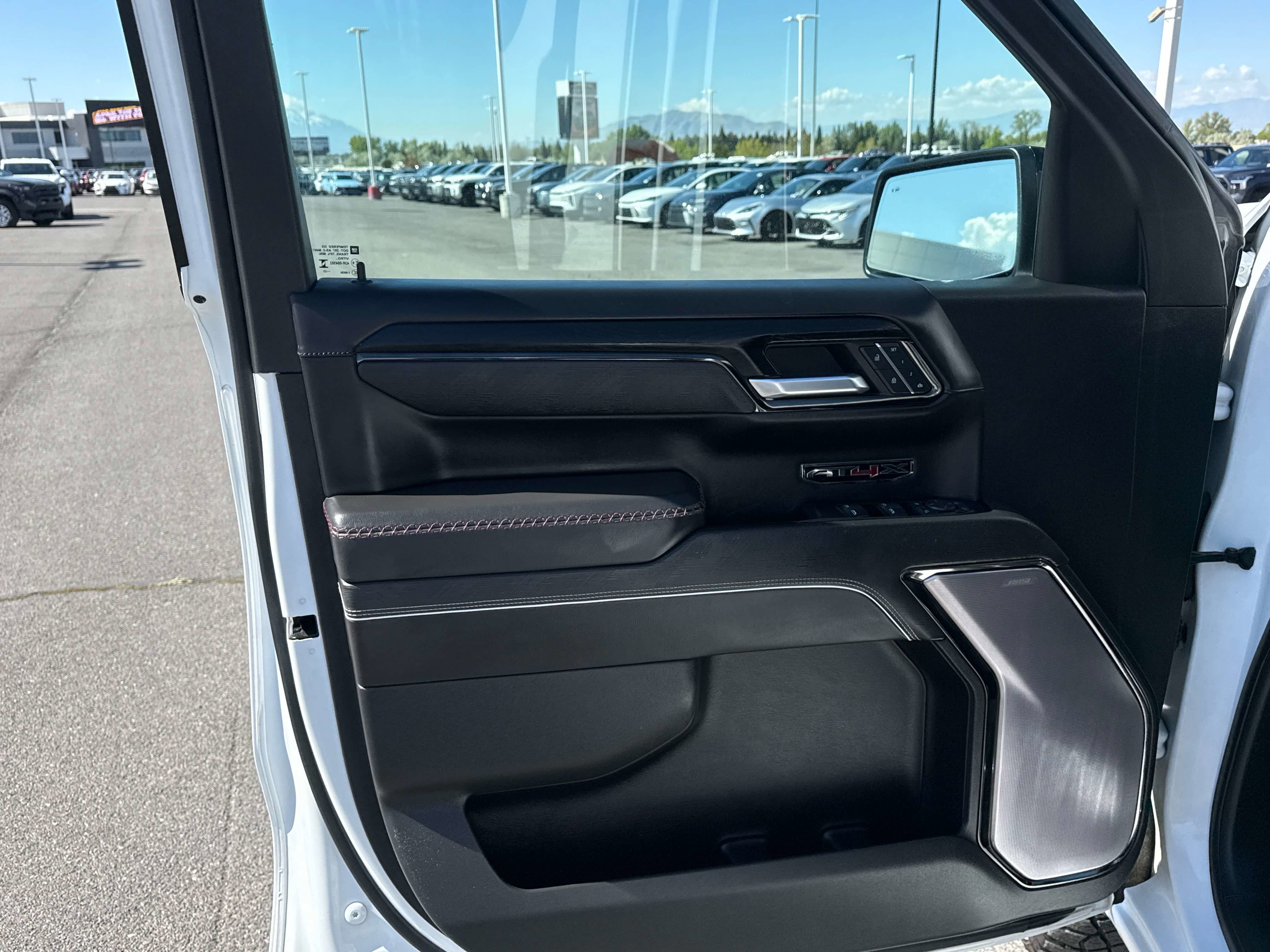 2023 GMC Sierra AT4X