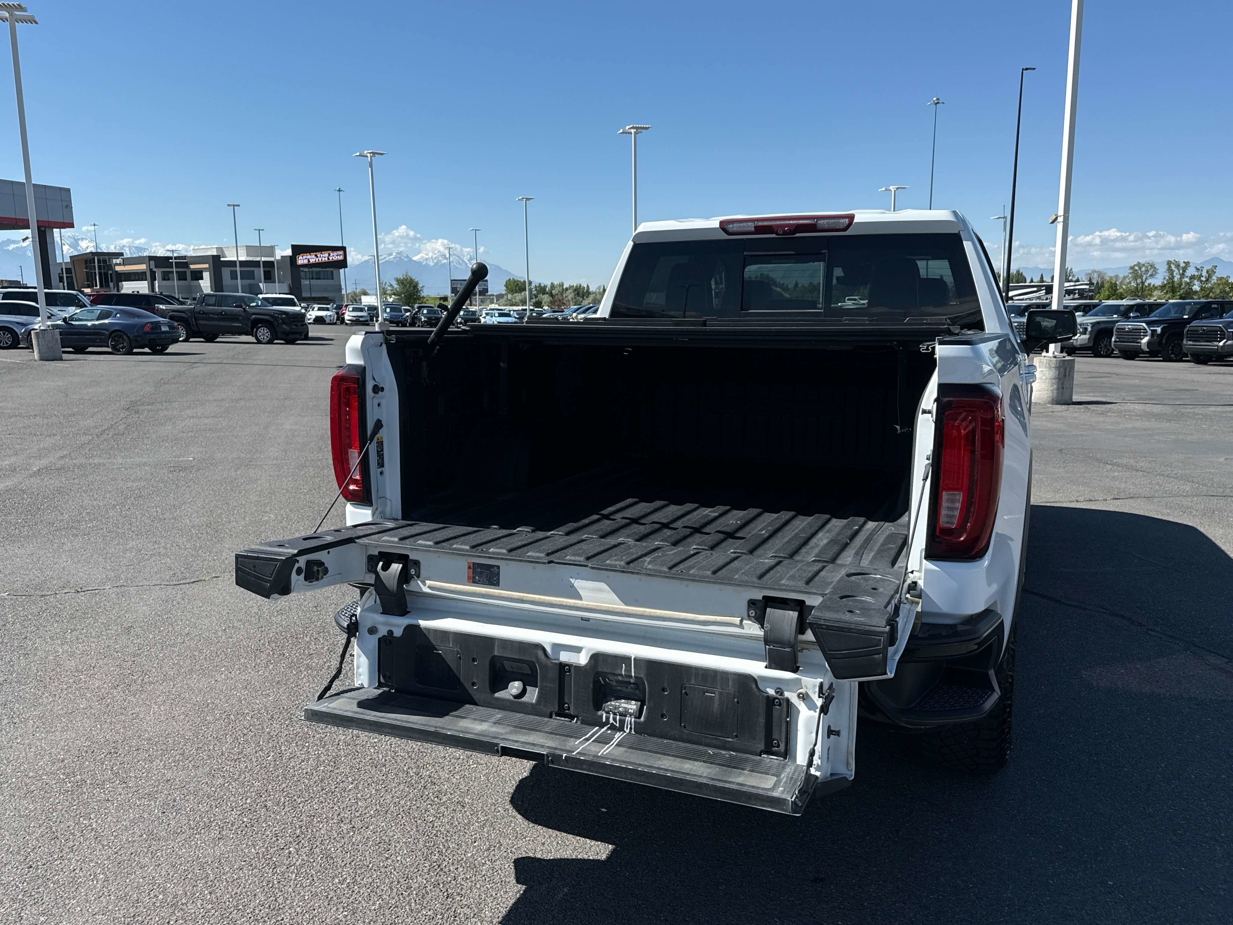 2023 GMC Sierra AT4X