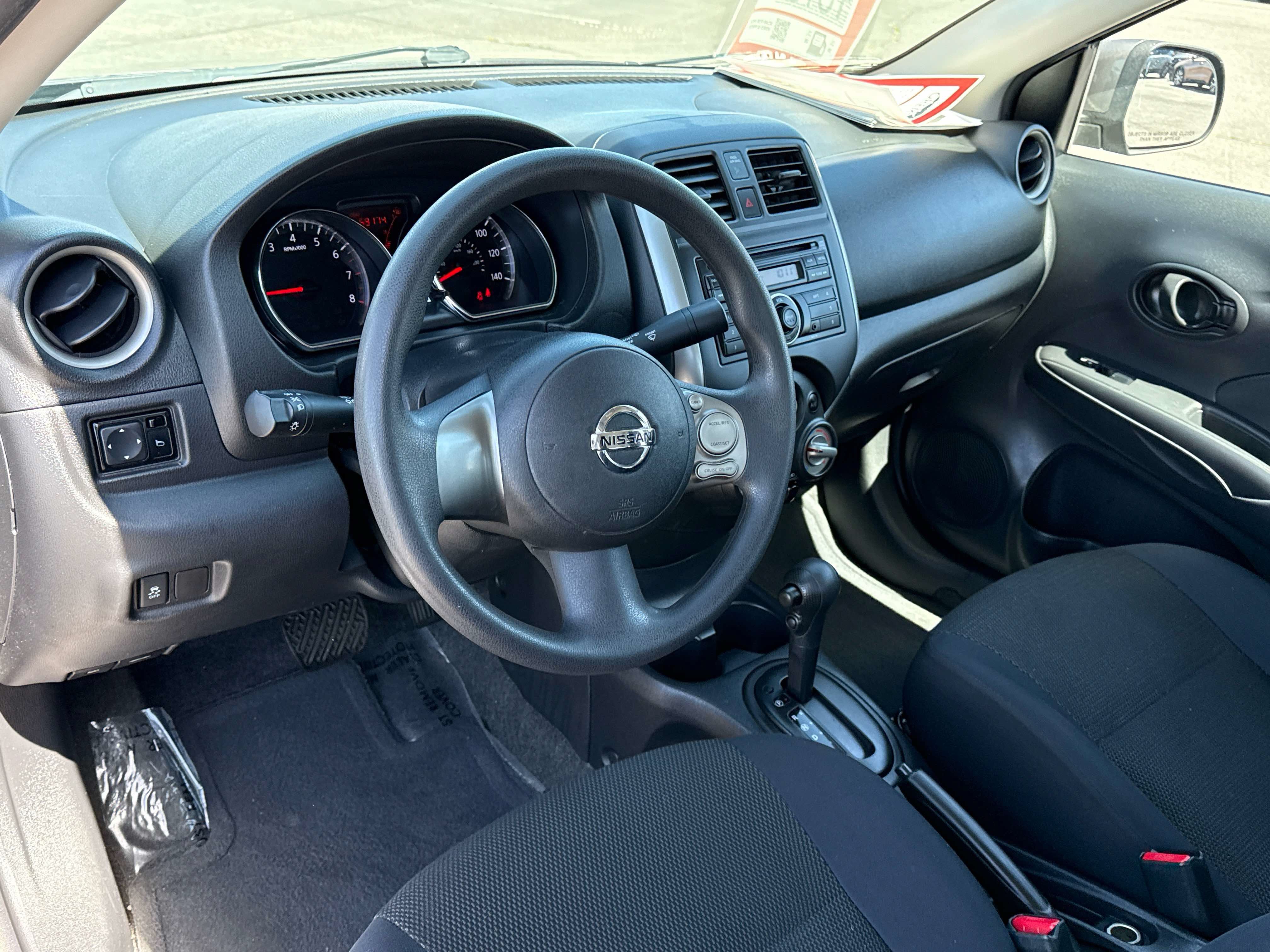 2012 Nissan Versa SV