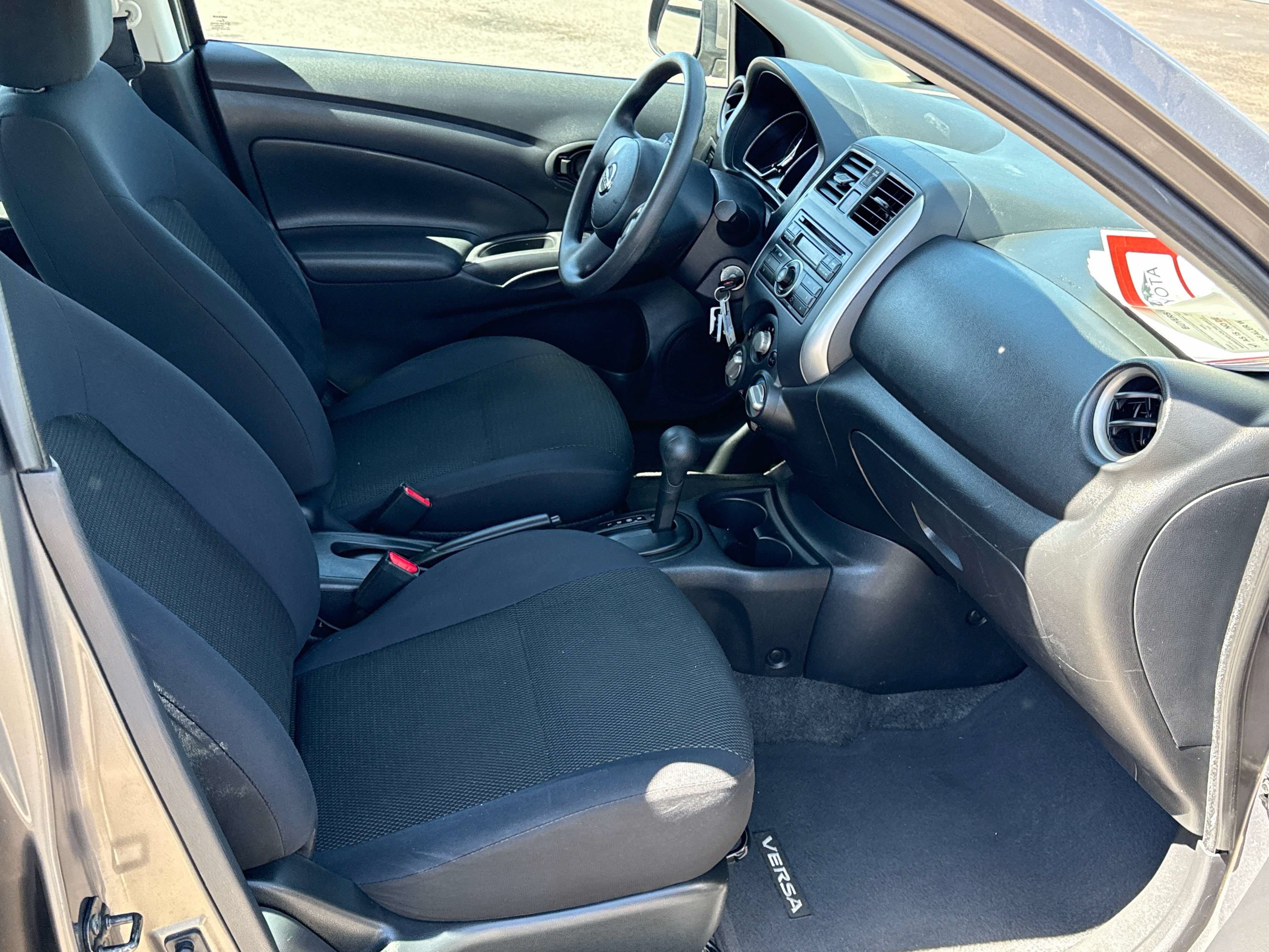 2012 Nissan Versa SV