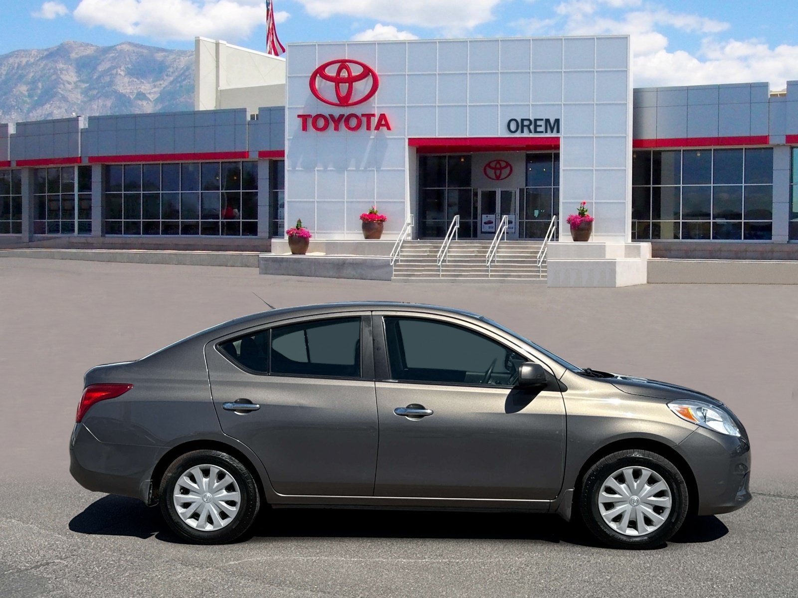 2012 Nissan Versa SV