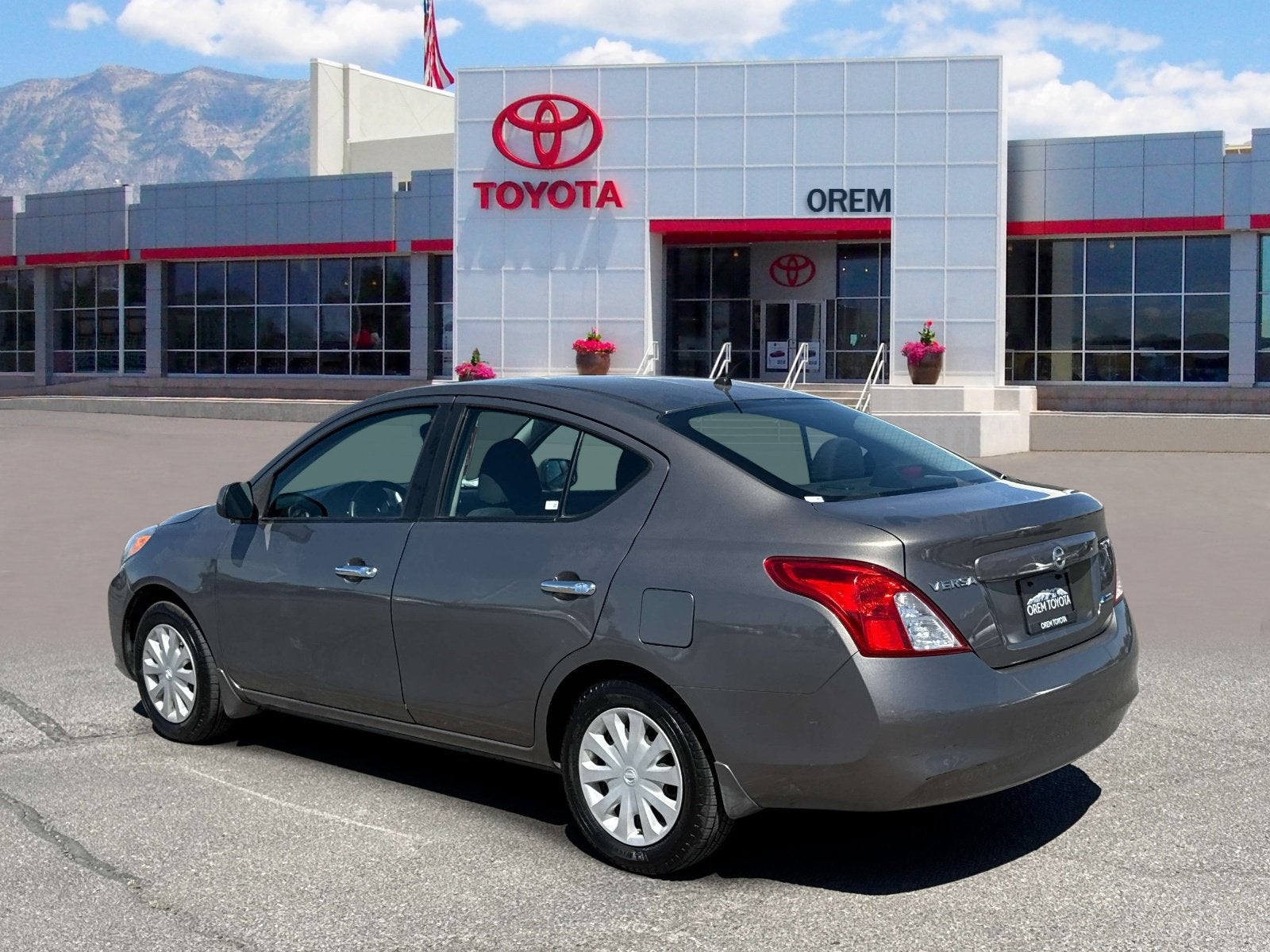 2012 Nissan Versa SV