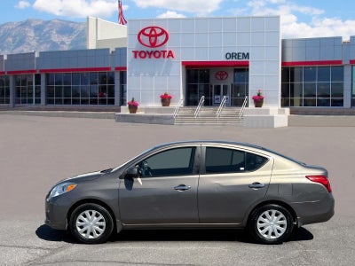 2012 Nissan Versa SV