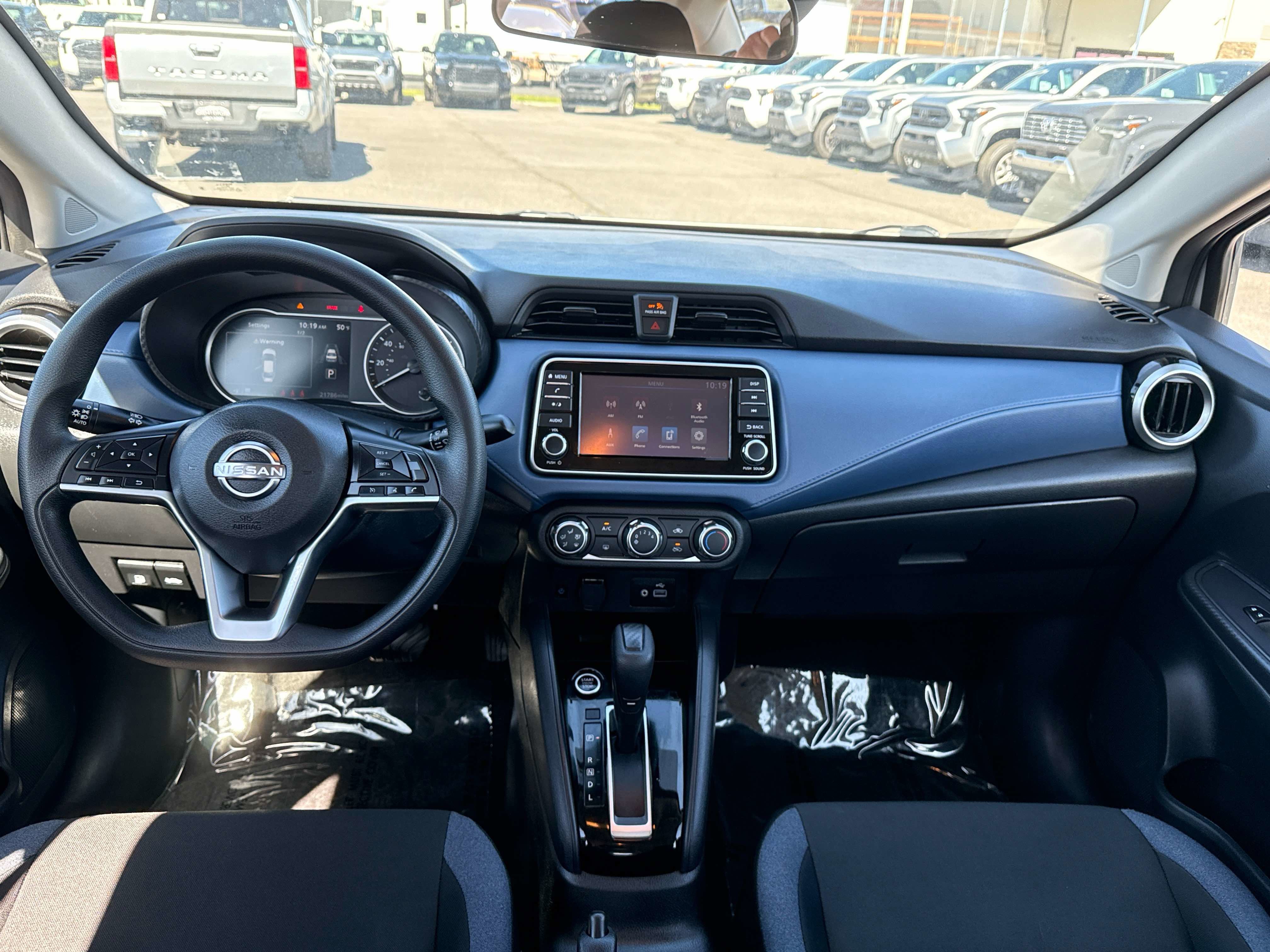 2025 Nissan Versa SV