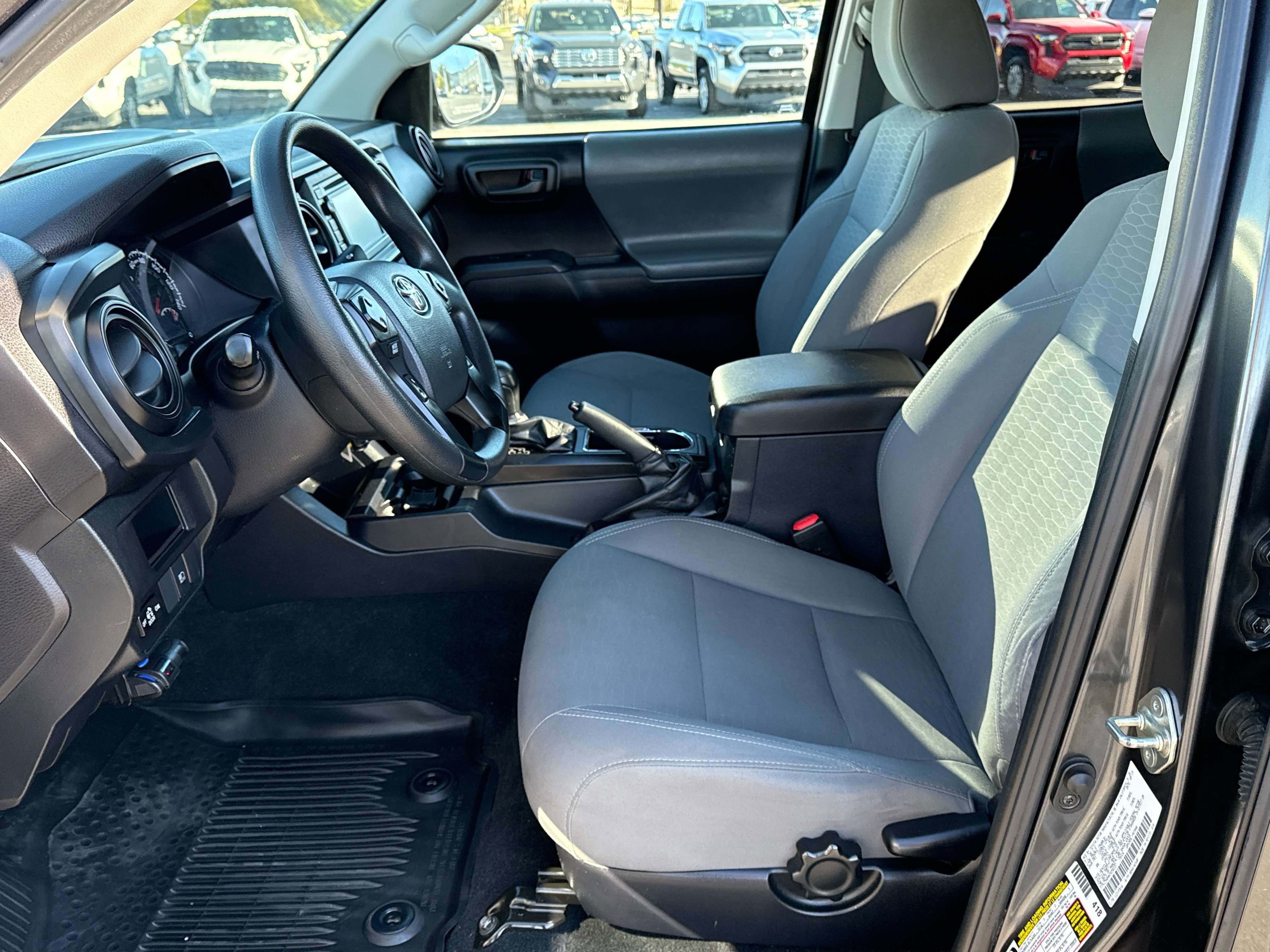 2019 Toyota TACOMA SR SR