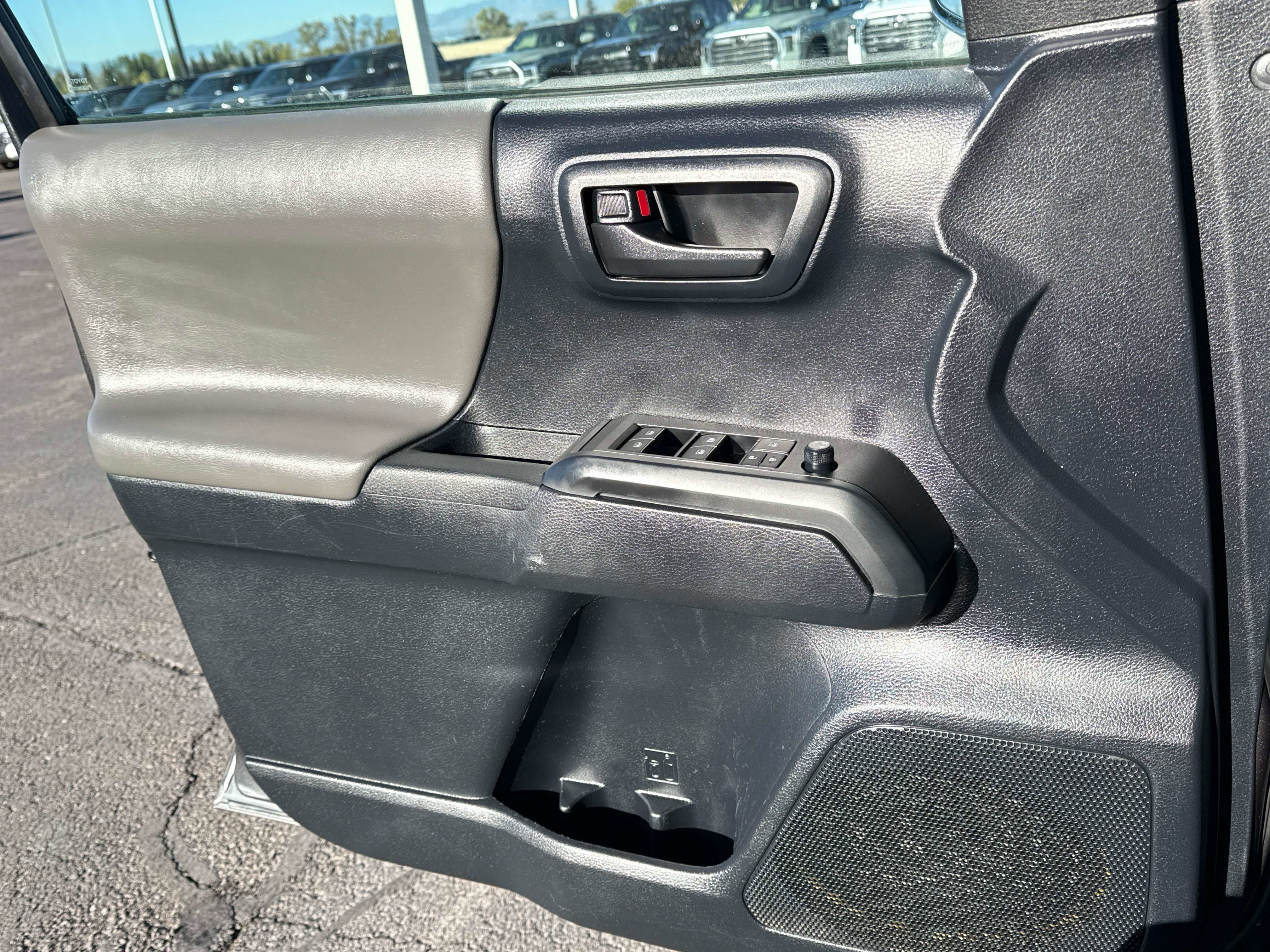 2019 Toyota TACOMA SR SR
