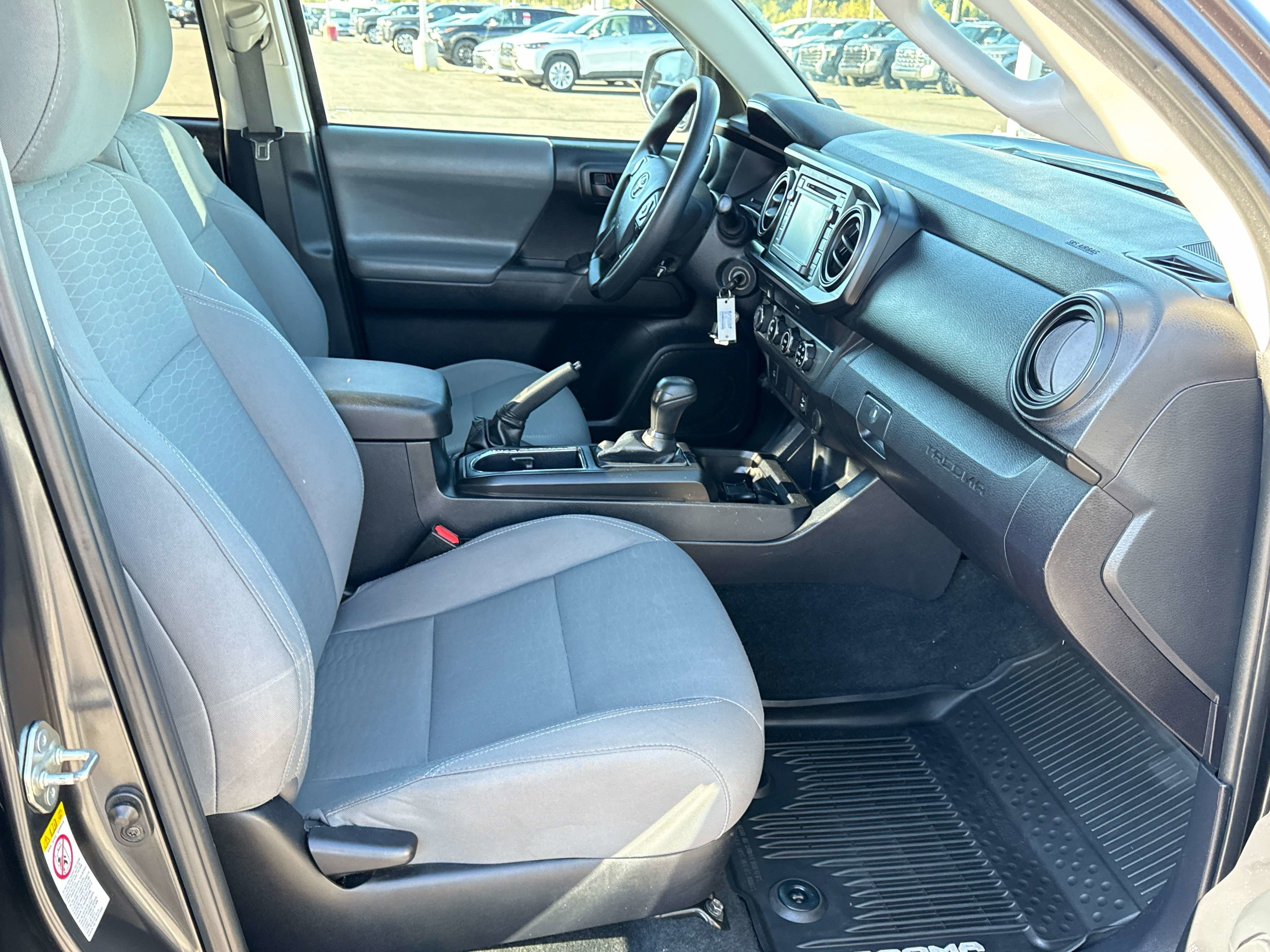2019 Toyota TACOMA SR SR