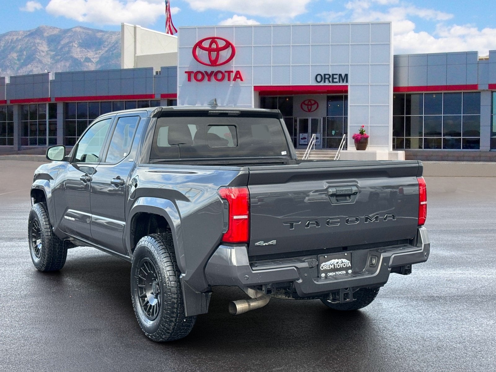 2024 Toyota Tacoma SR5