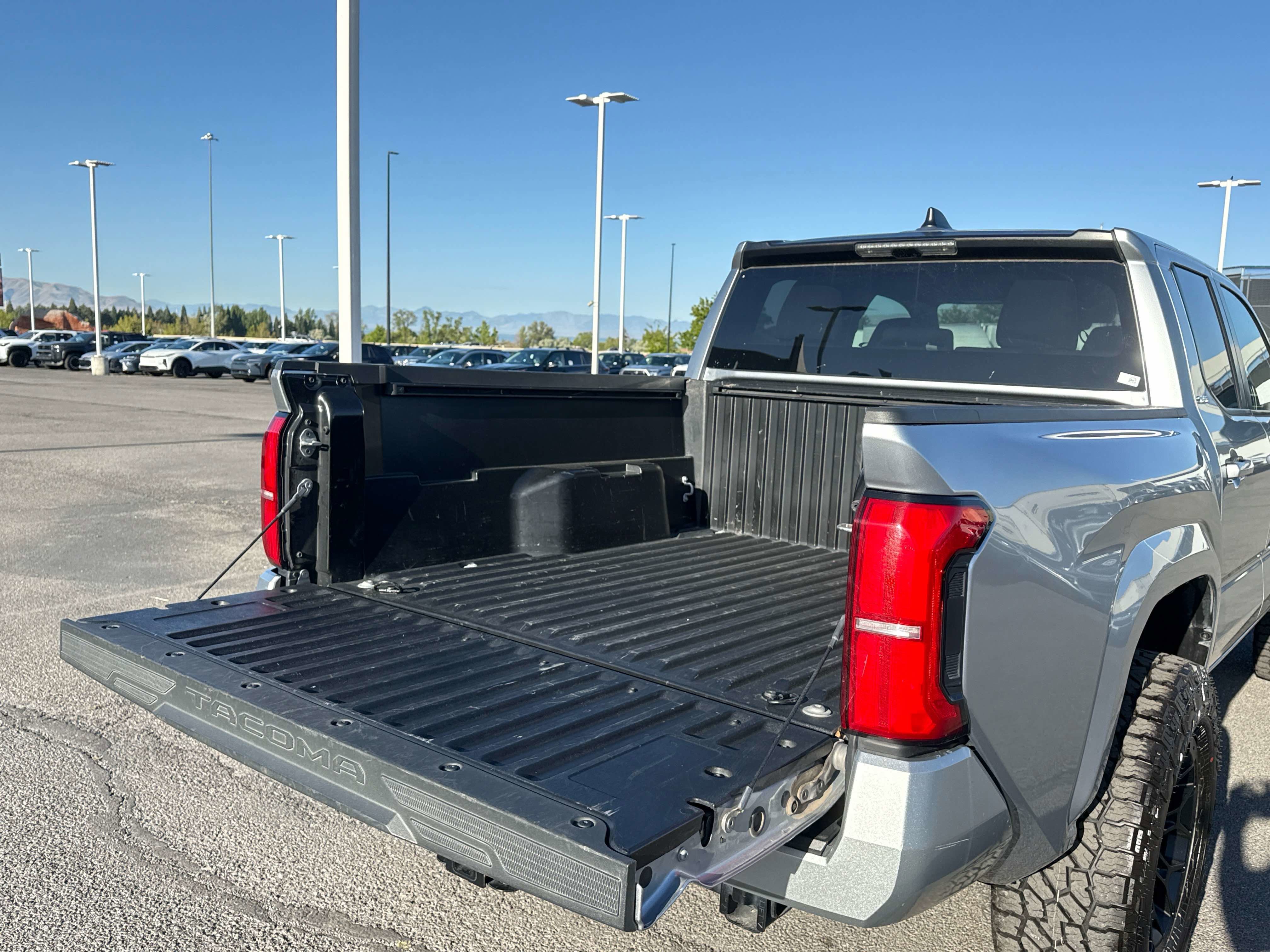 2024 Toyota TACOMA SR5 SR5