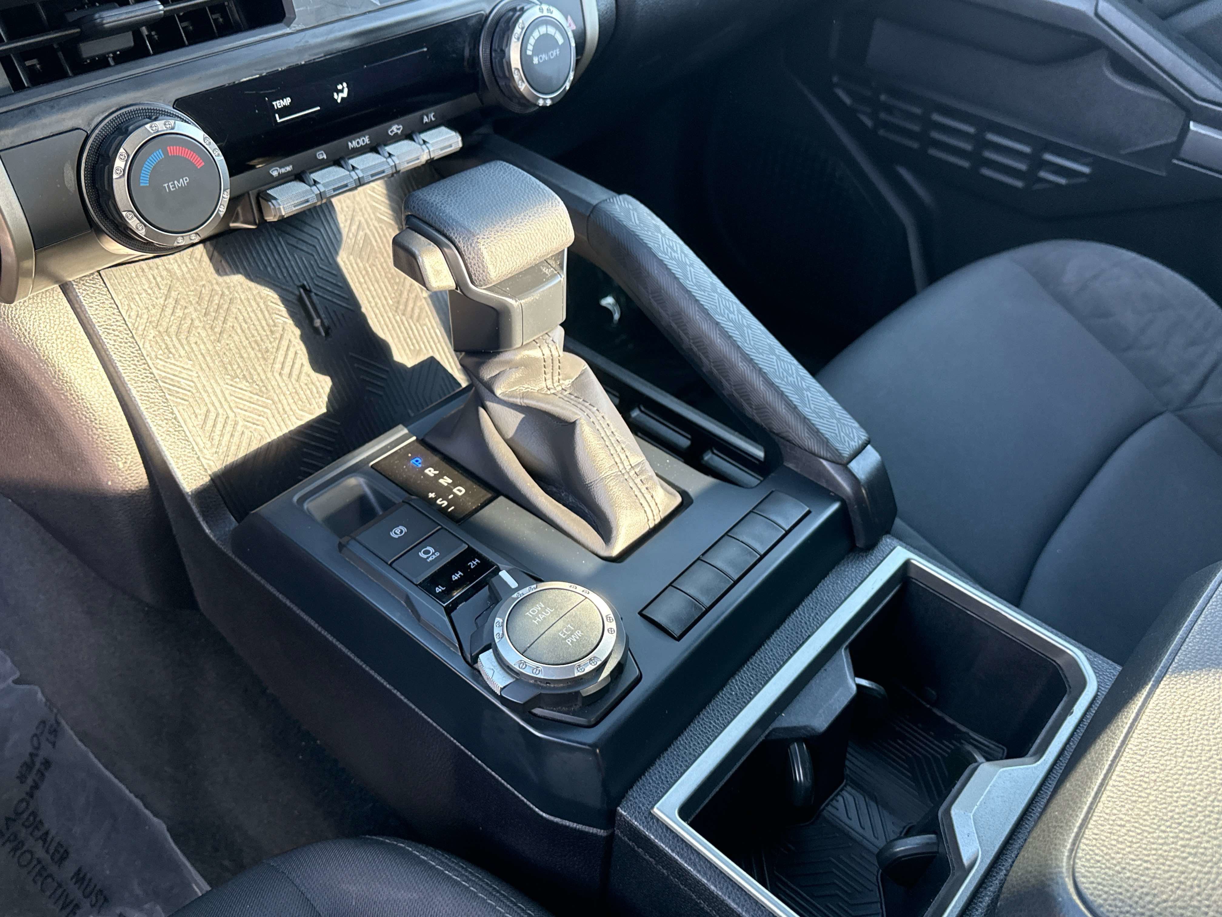 2024 Toyota TACOMA SR5 SR5
