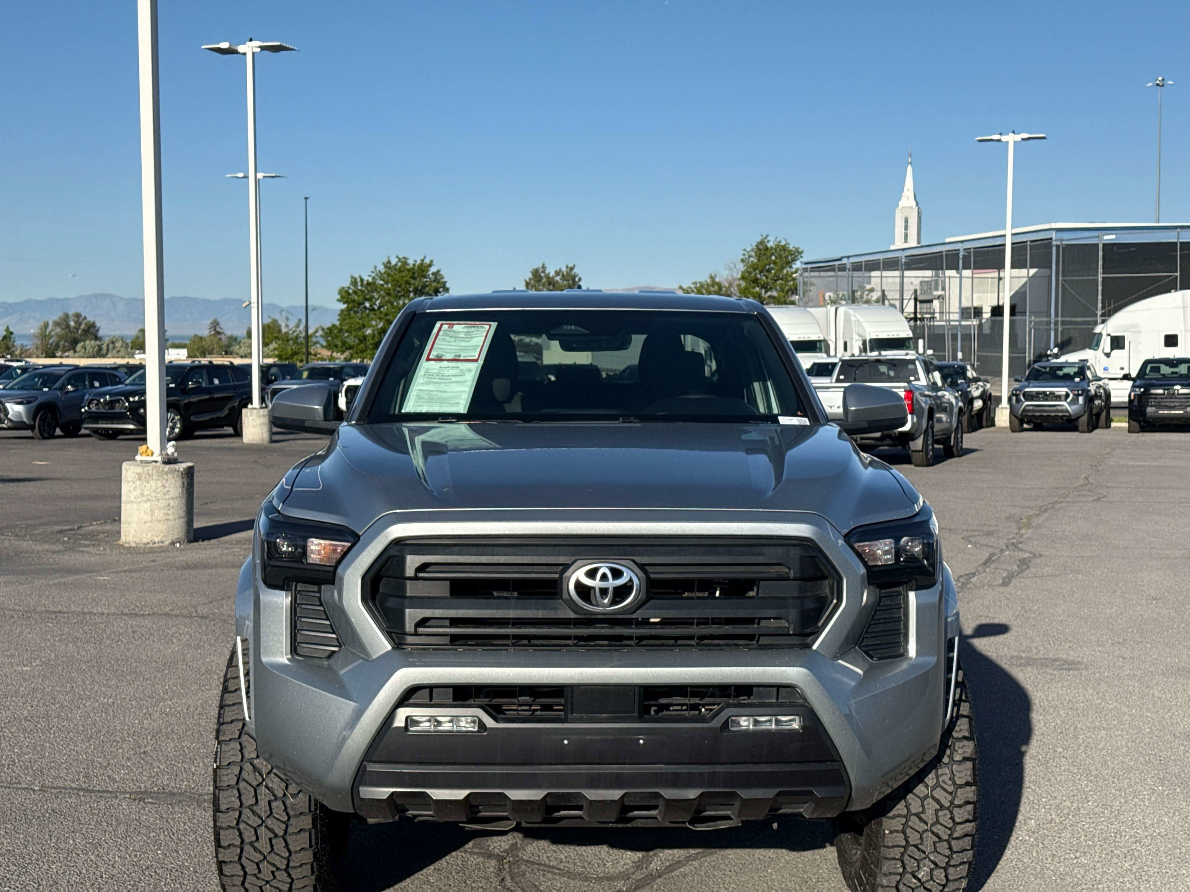 2024 Toyota TACOMA SR5 SR5