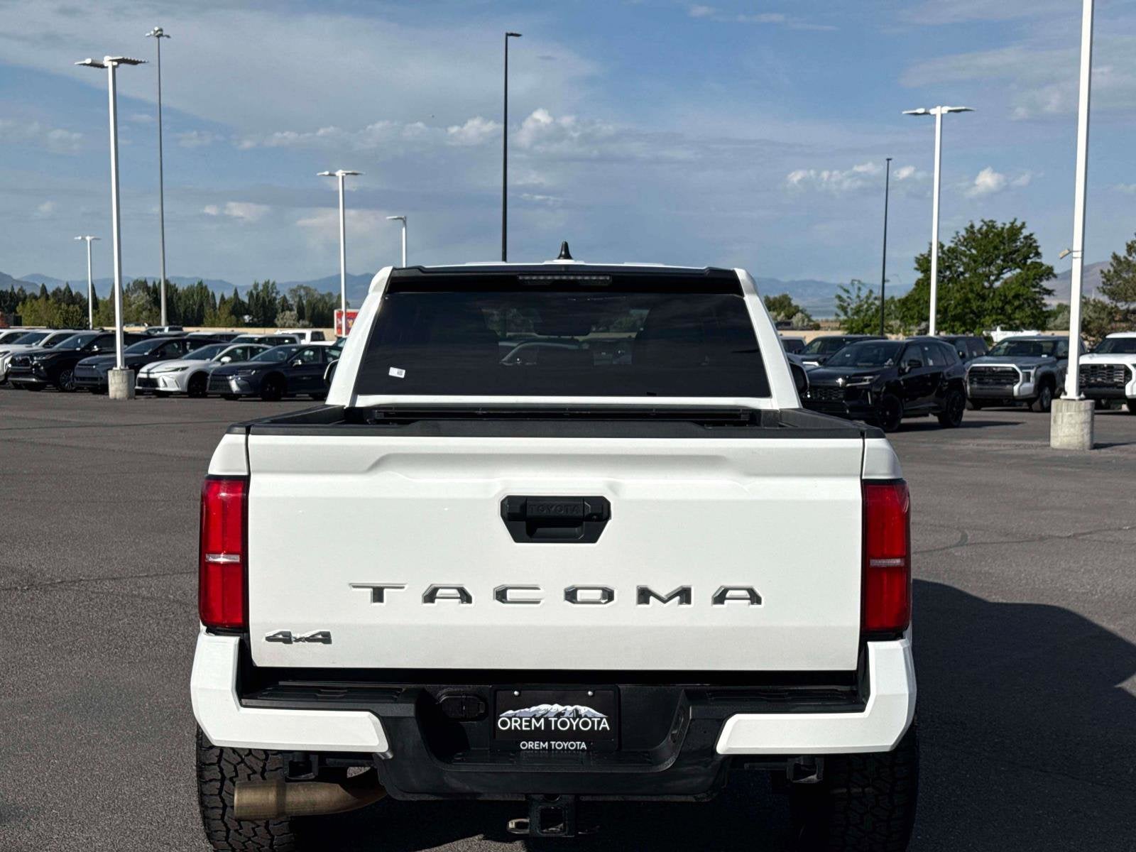 2024 Toyota TACOMA SR5 SR5