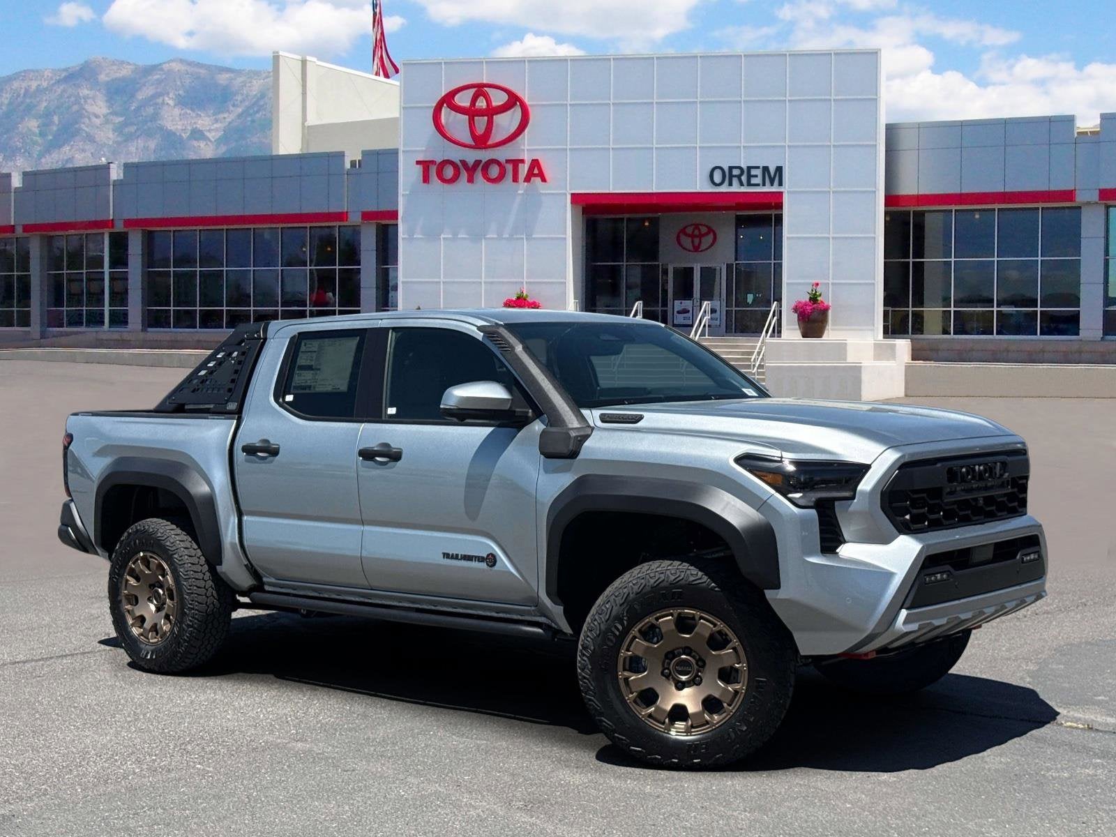 2026 Toyota Tacoma i-FORCE MAX Trailhunter