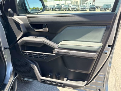 2026 Toyota Tacoma i-FORCE MAX Trailhunter