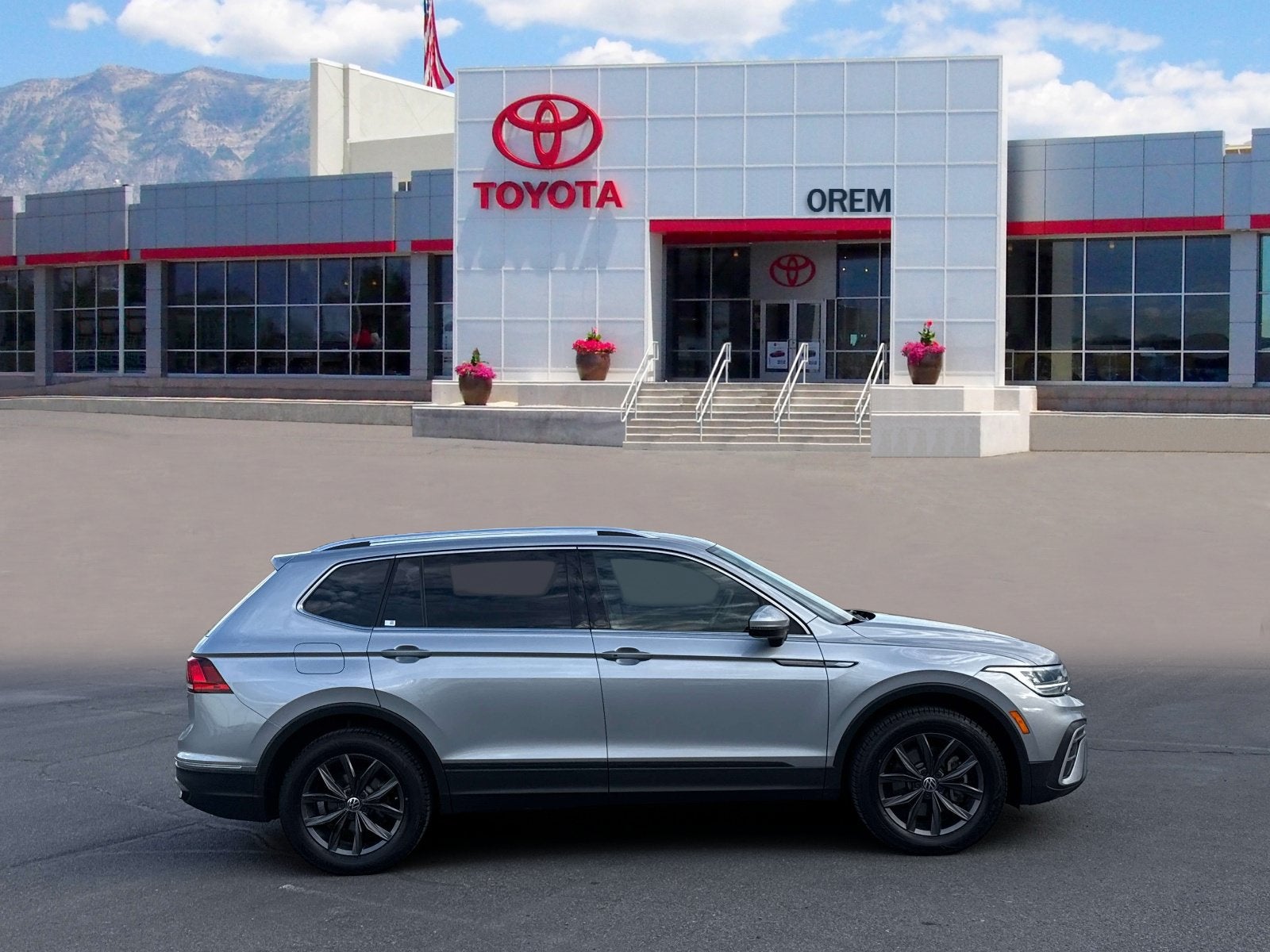 2023 Volkswagen Tiguan SE