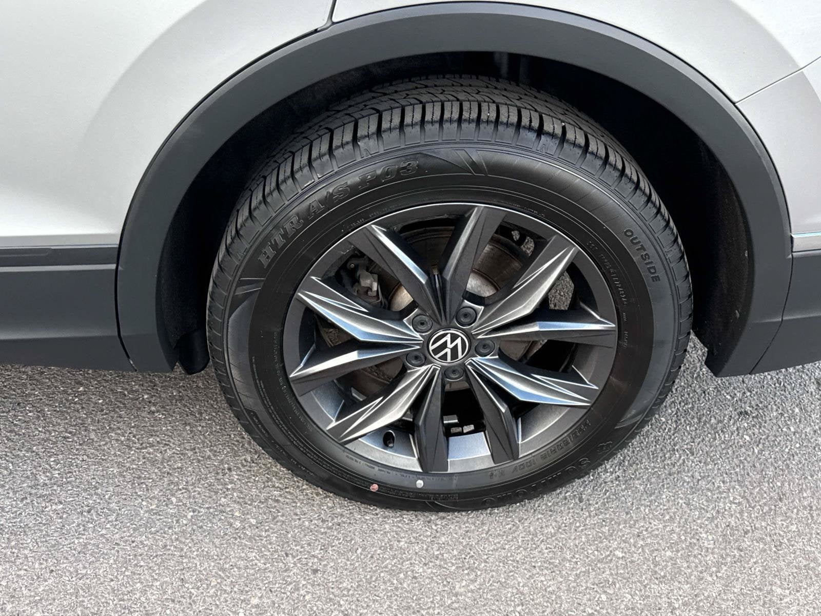 2023 Volkswagen Tiguan SE