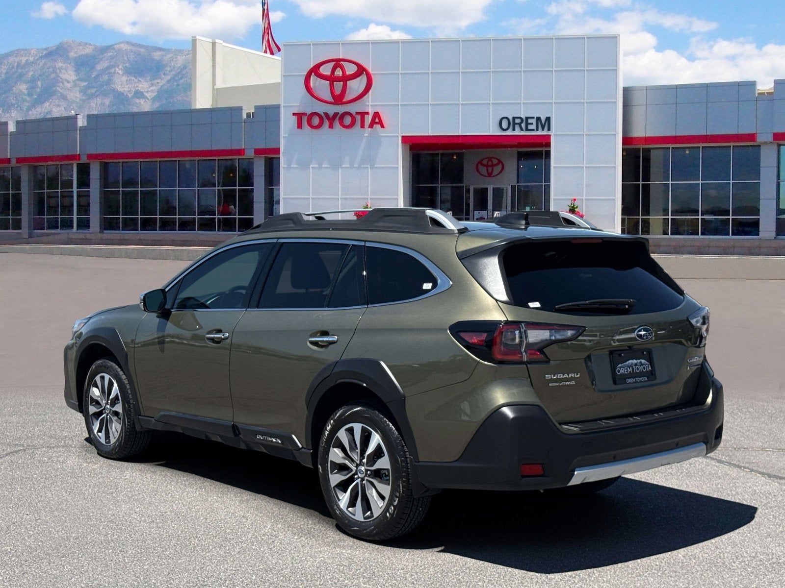 2025 Subaru Outback Touring XT
